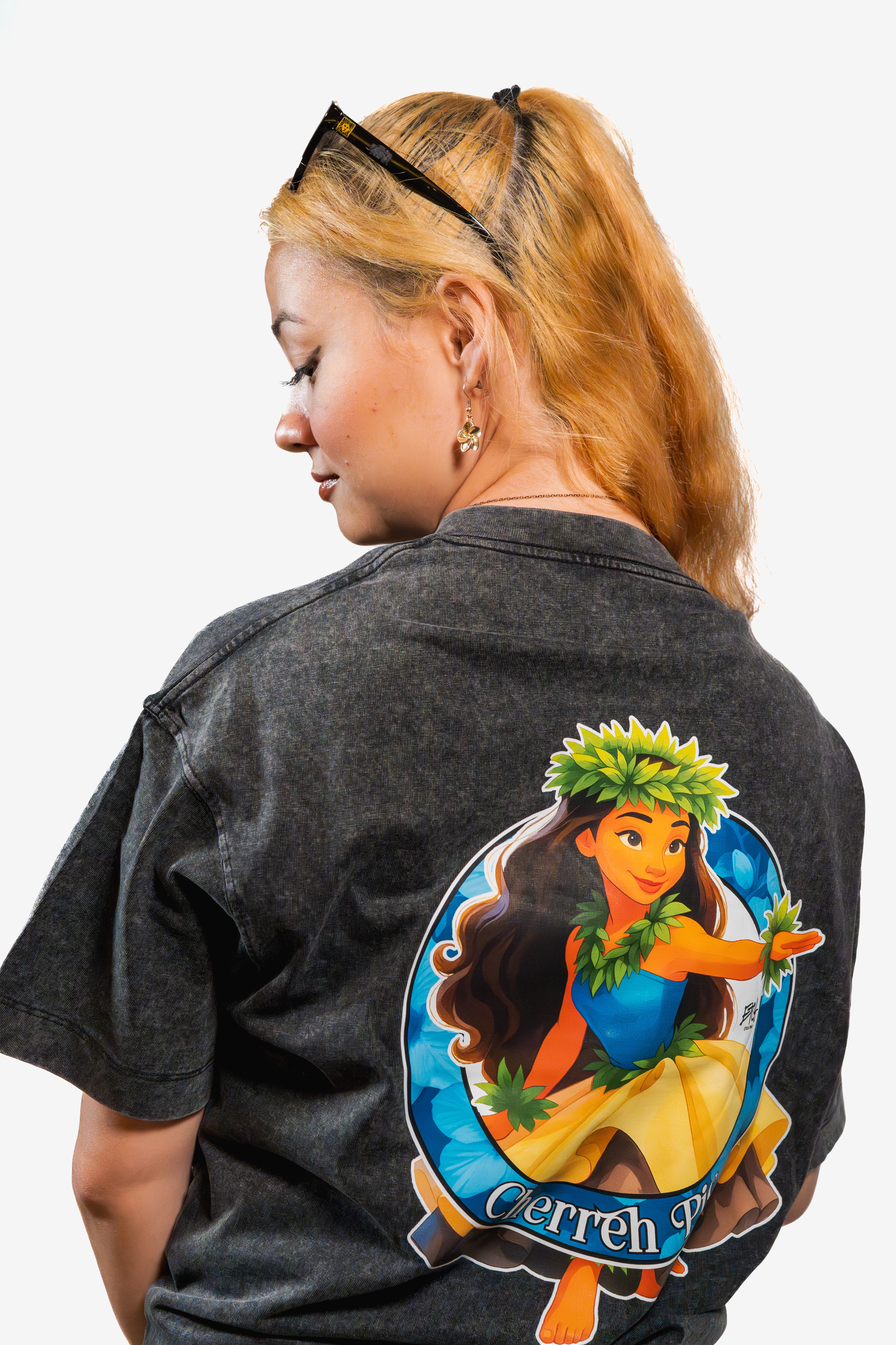 Acid Wash Hula Girl T-shirt in Blue