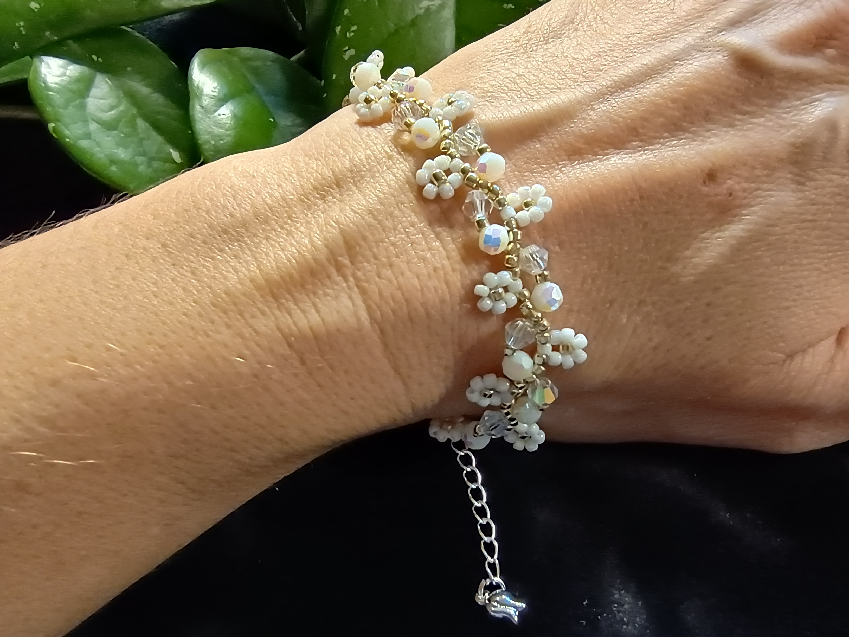 White Floral Beaded Bracelet