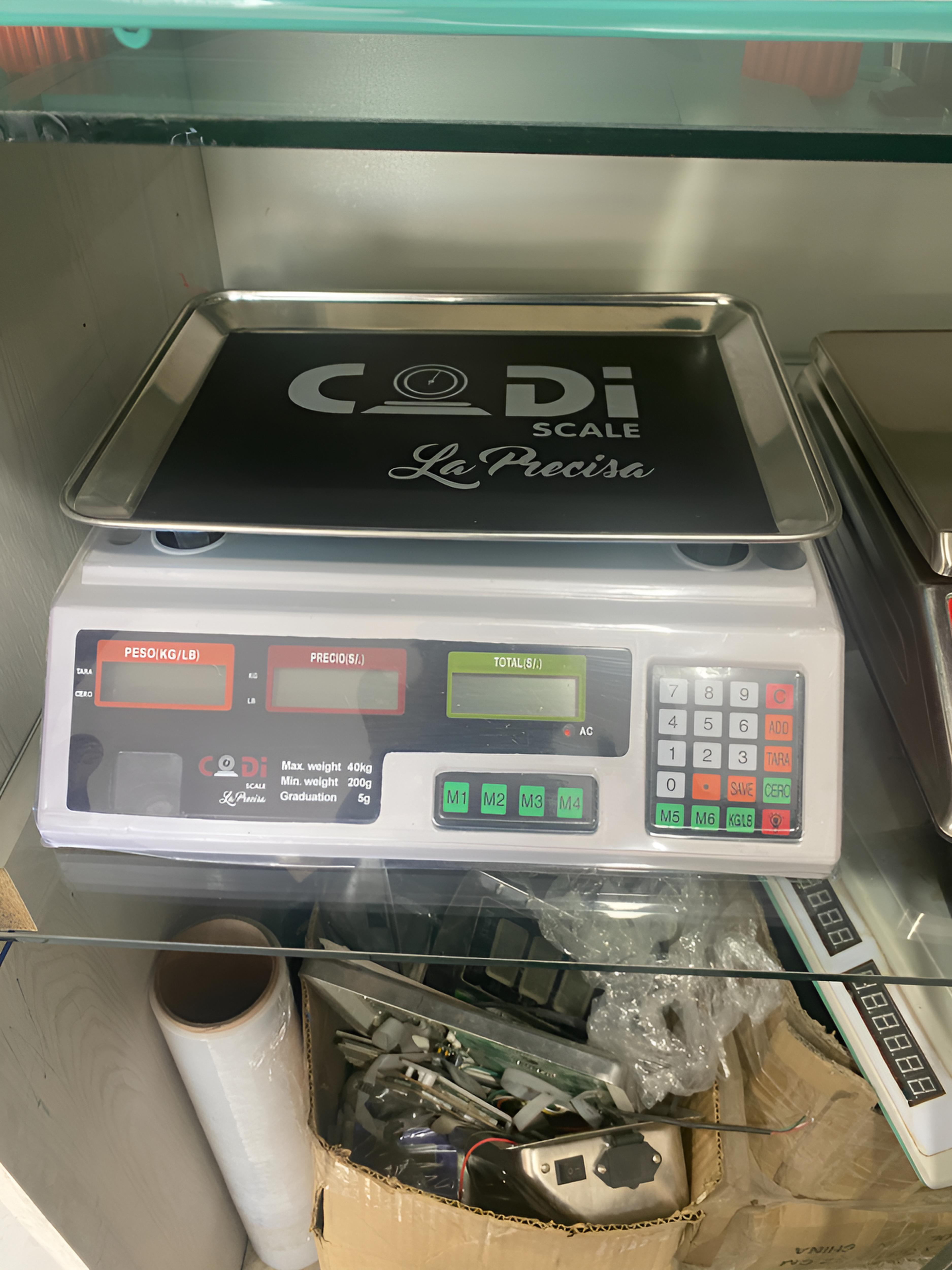 Balanza Comercial CodiScale (con pedestal) en 40kg