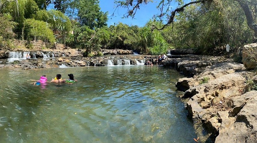 🇨🇴 Paquete San Gil & Barichara – Aventura y Encanto Colonial – 5 Días / 4 Noches (Plan Todo Incluido)