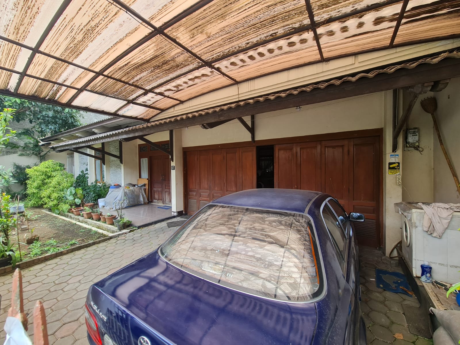 Rumah besar di kawasan Elit Kota Bandung