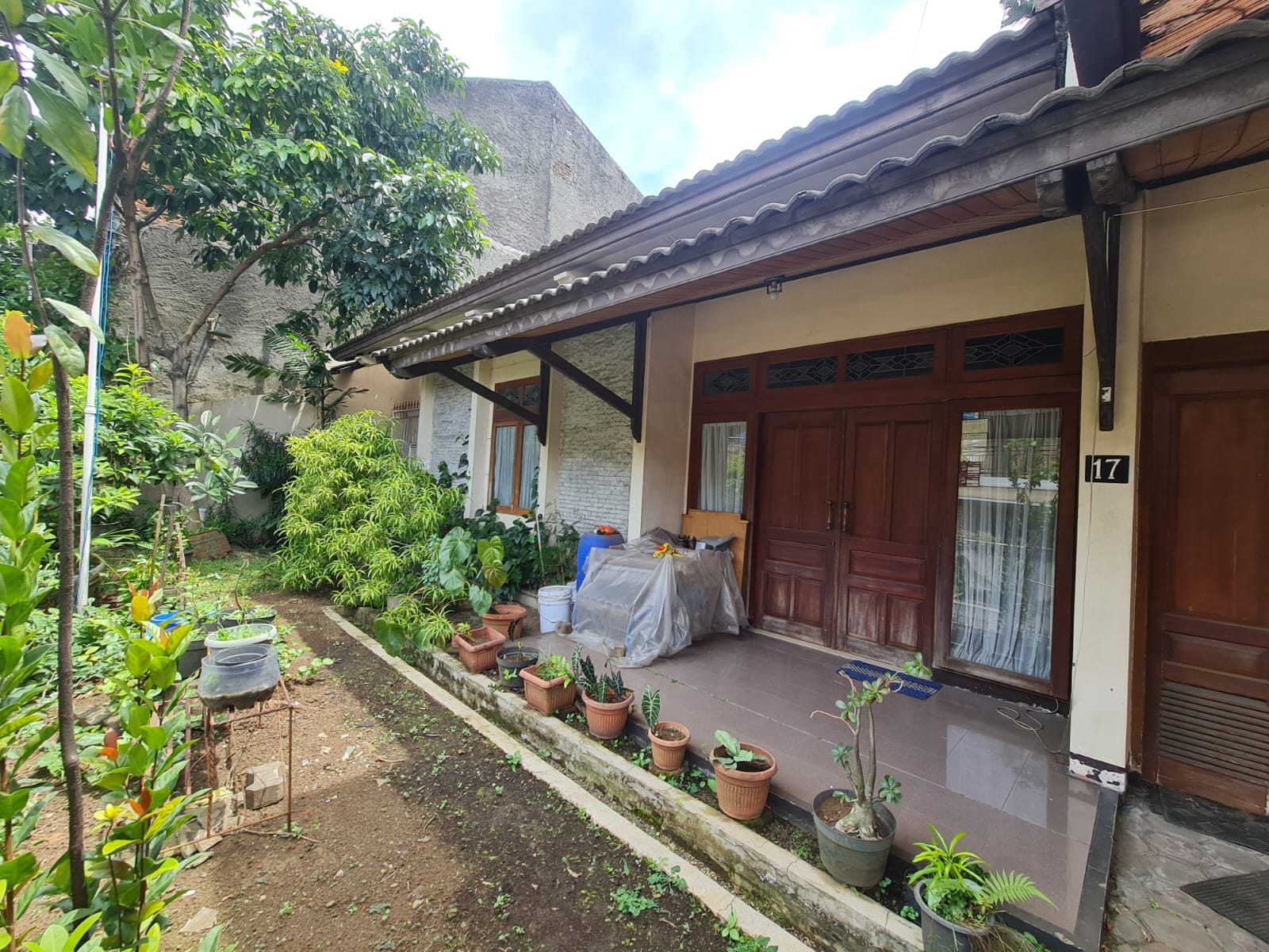 Rumah besar di kawasan Elit Kota Bandung