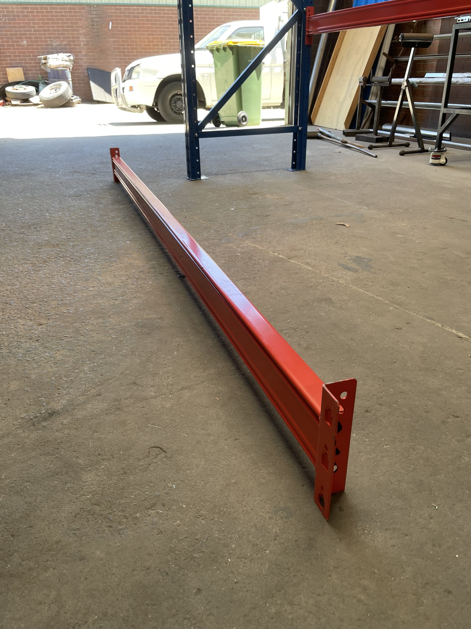 Beam (2750mm L x 100x45x1.5mm, 1500kg UDL, powder-coated red)