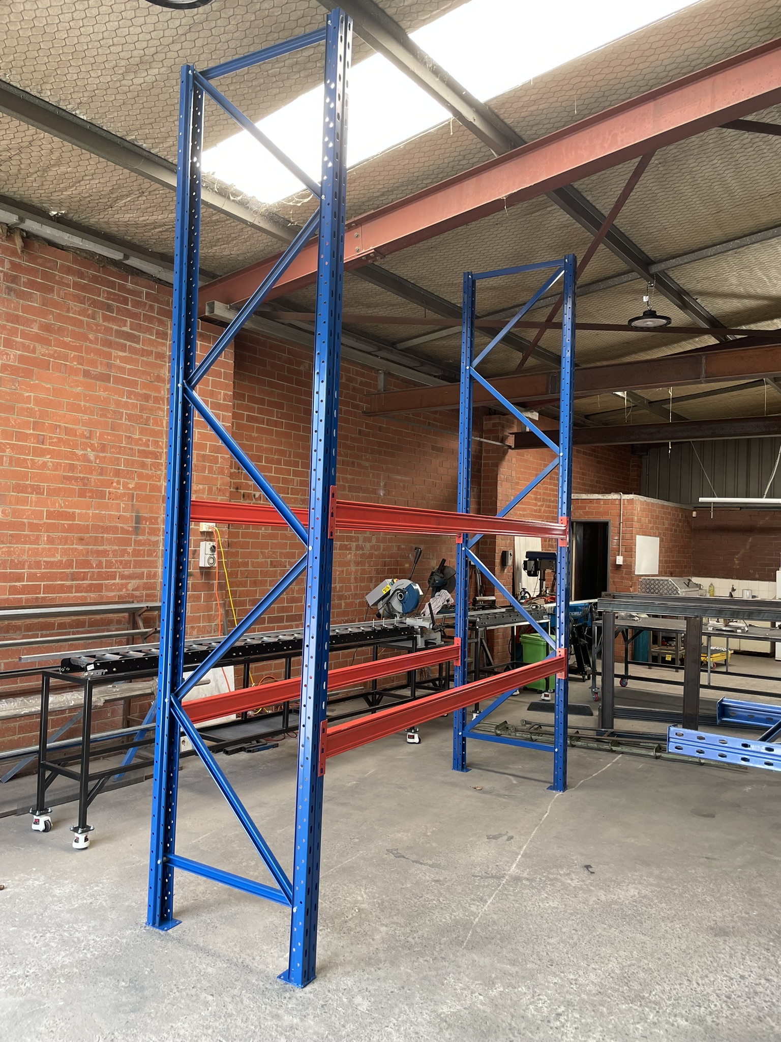 Complete Pallet Racking Bay with 4x Beams (2750mm L x 840mm W x 3675mm H, 1500kg UDL)