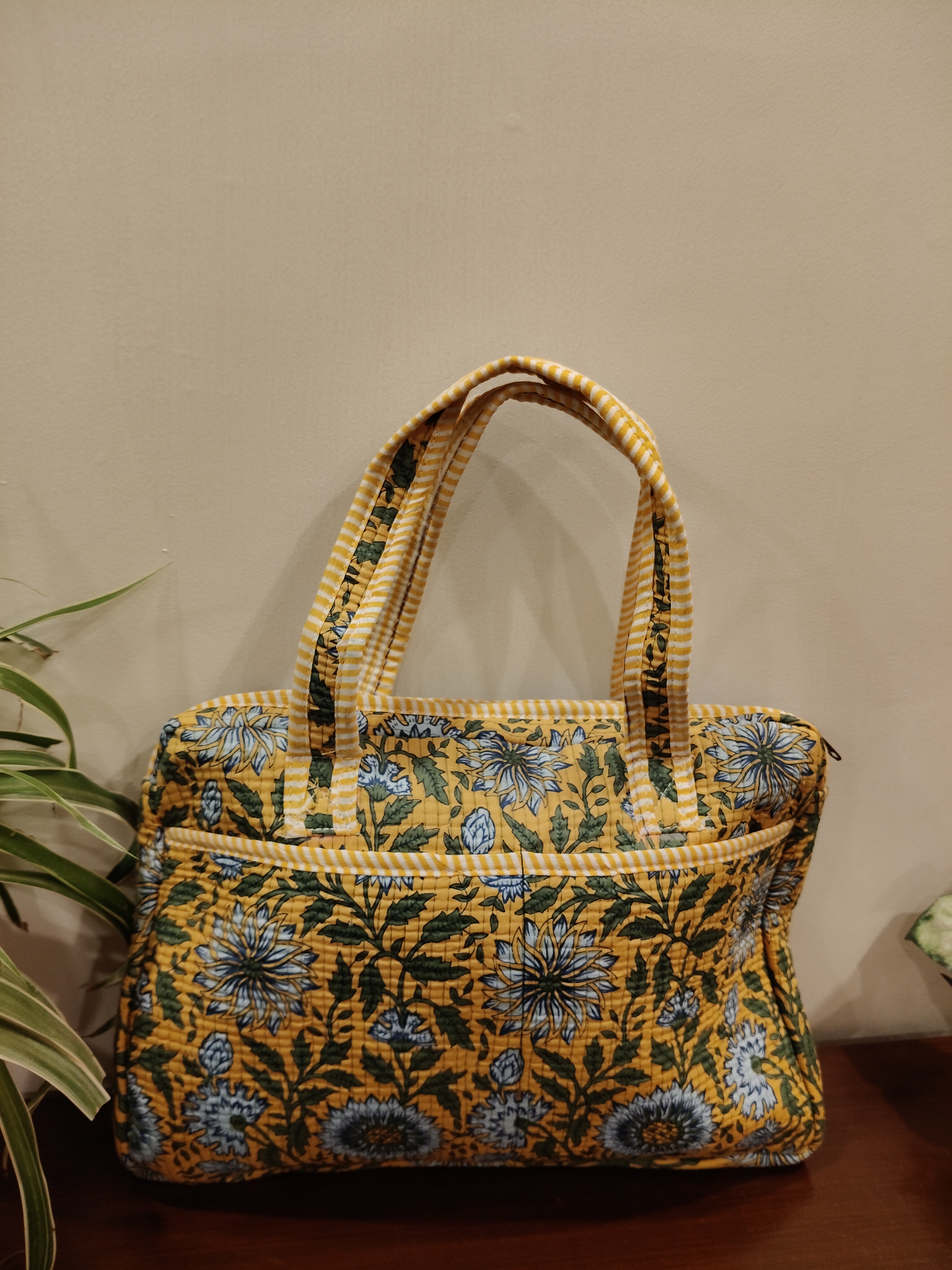 COTTON QUILTED LAPTOP BAG