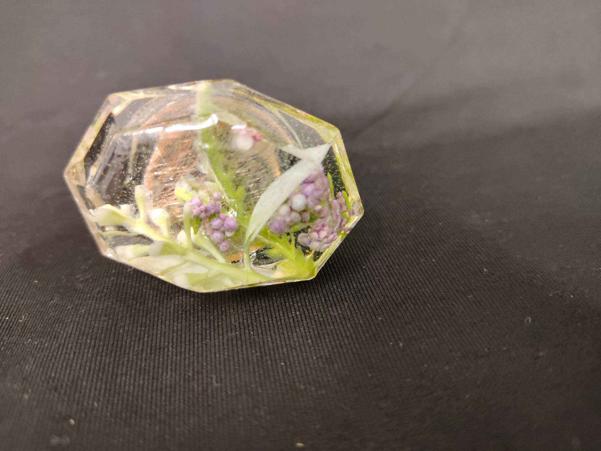 Wine Bottle Stopper with Floral-Inspired Resin