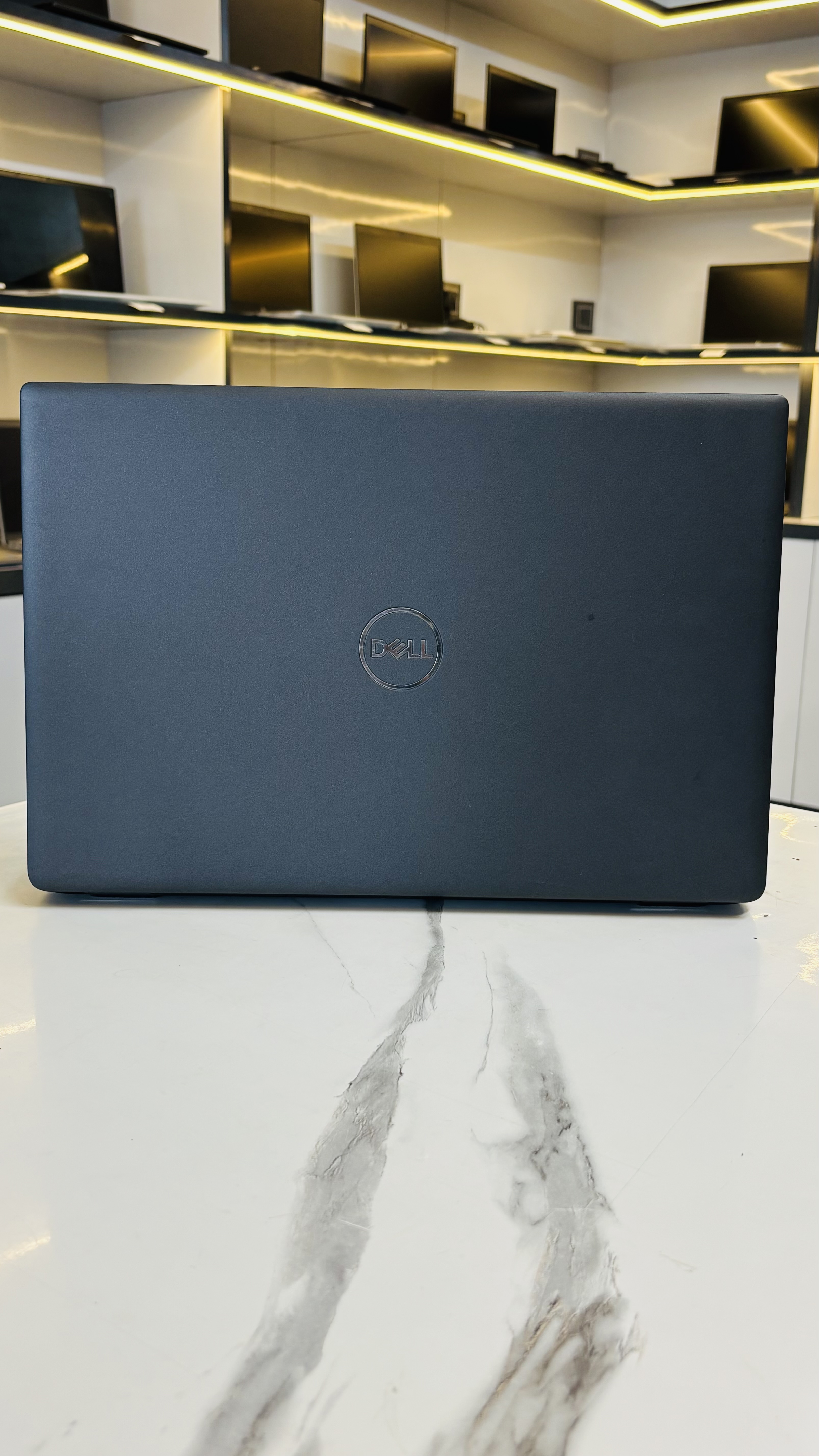 Dell Latitude 3510 (15.6” with Graphics card)