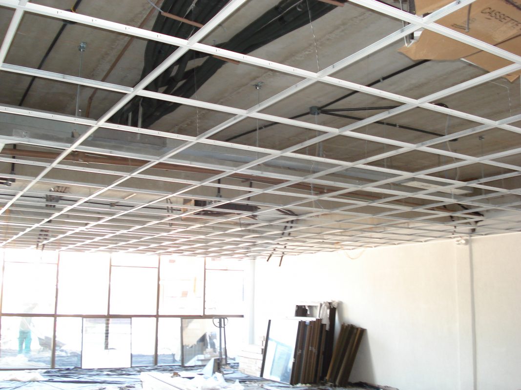 Perfis metálicos para forro modular