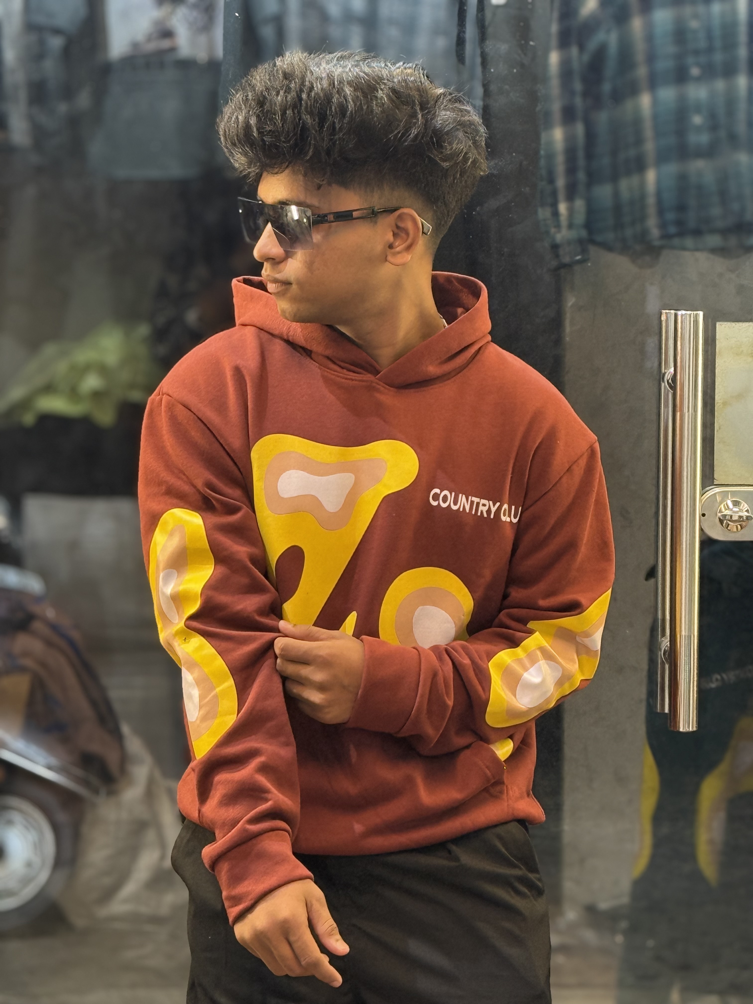 Country Club Graphic Meroon Hoodie