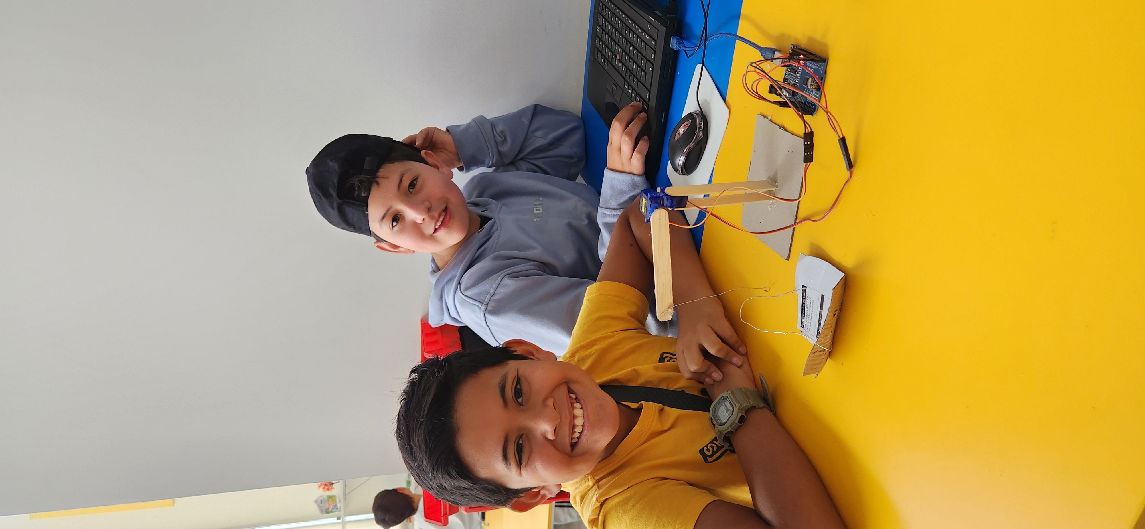 9-12 DIciembre Jornada Mañana Electronica