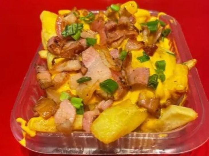 Papas con Queso Cheddar