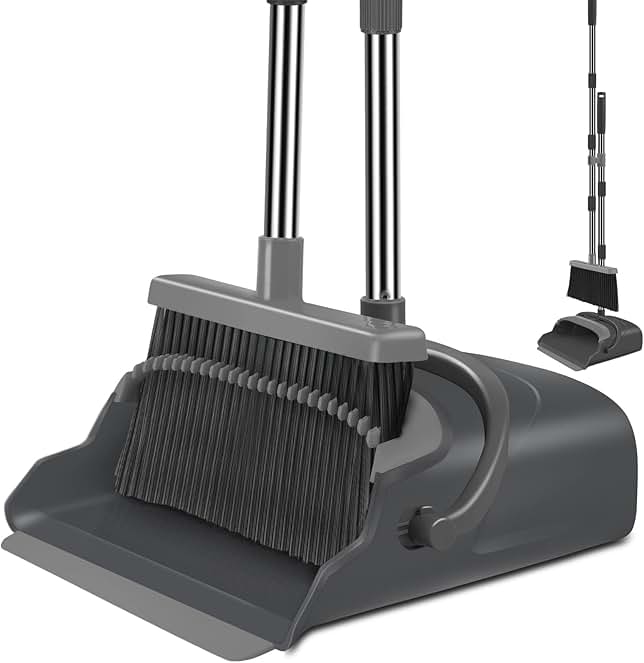 Dustpan and broom set