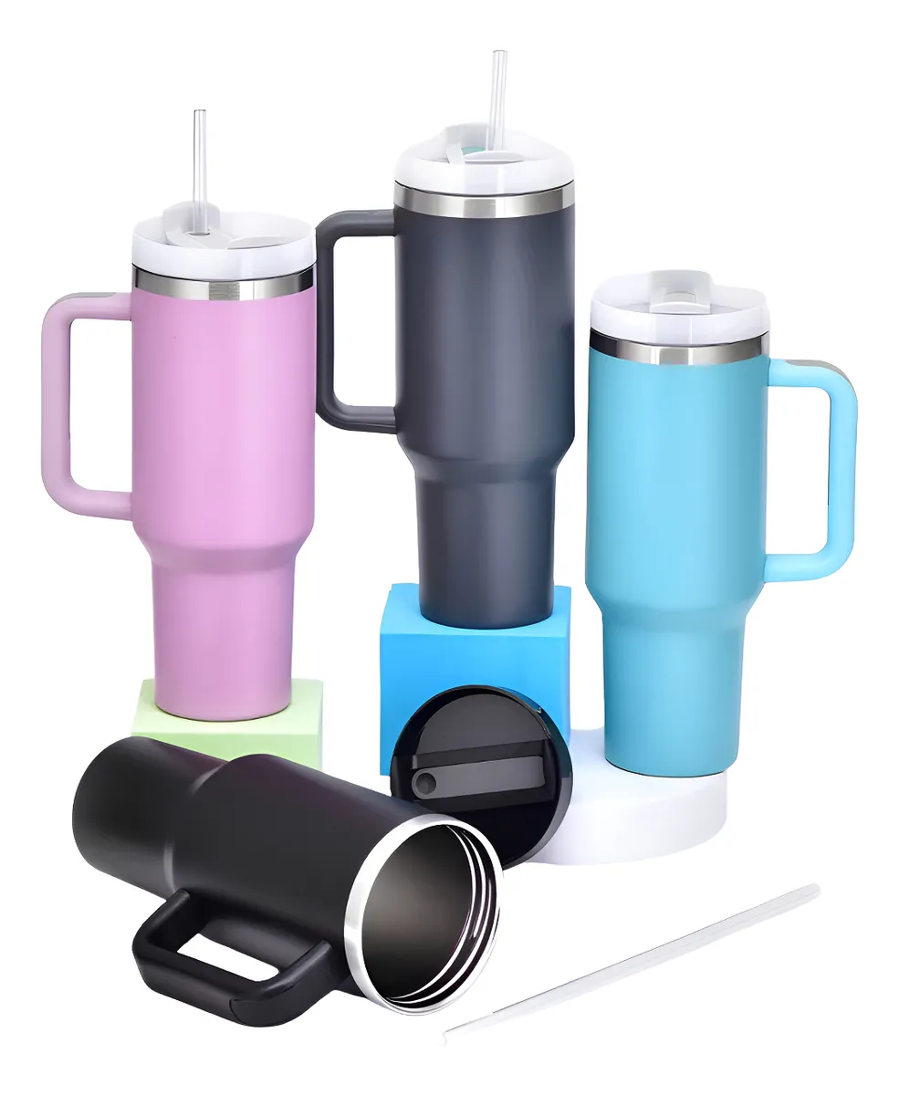 Copo térmico com canudo e alça