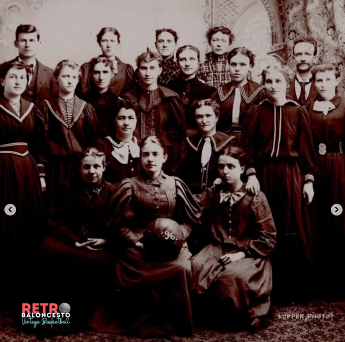 Early cabinet photo of an 1896 unknown women's basketball team