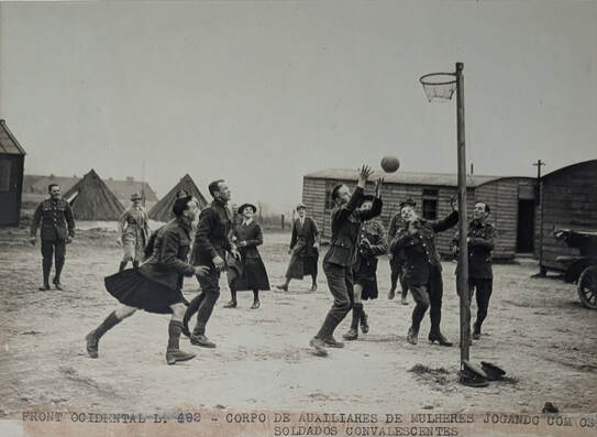 Framed & Matted Photo Of British Soldiers Playing Basketball (Netball) At The Women's Army Auxiliary Corp In France (1918)