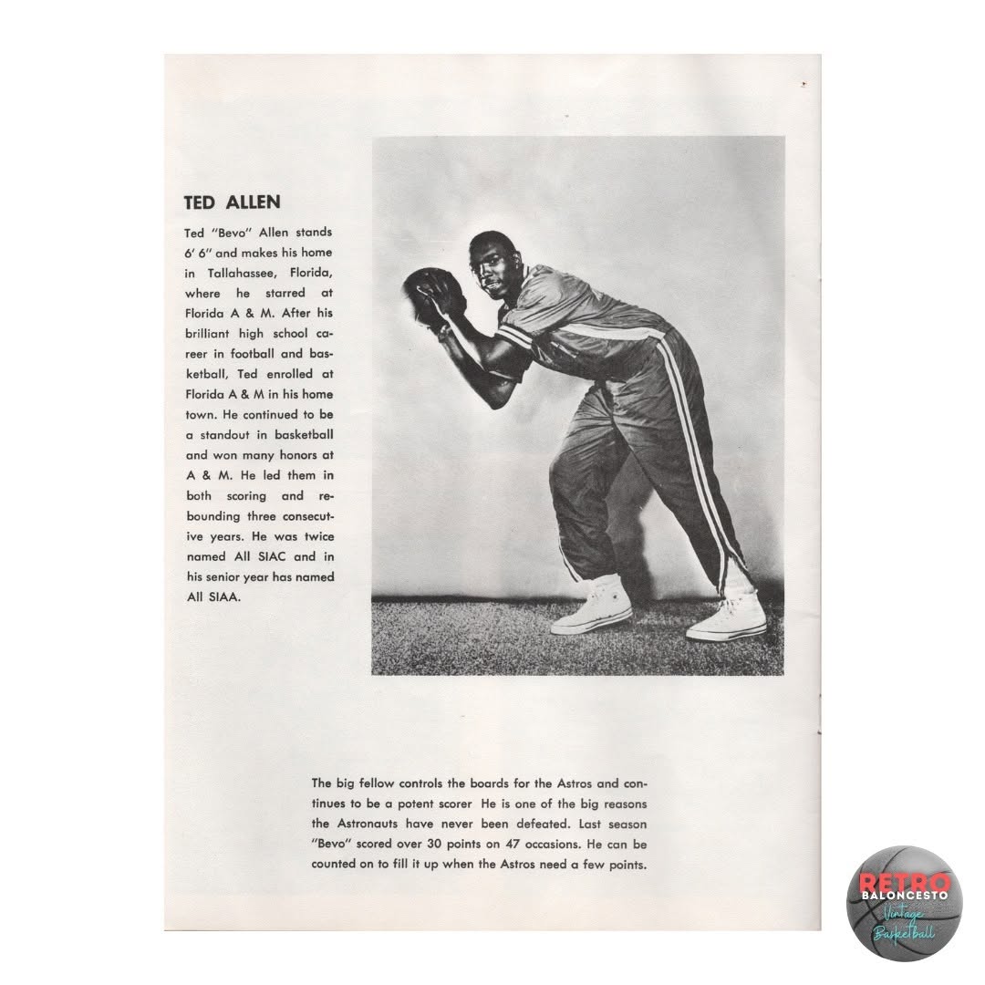 The New York Harlem Astronauts Official Souvenir Program, 8 pgs, circa late 1960s