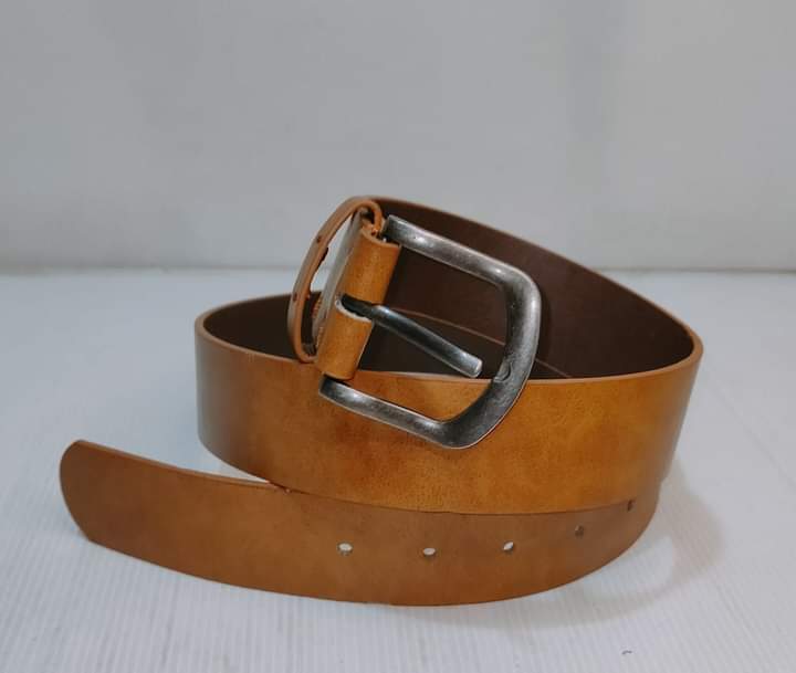 Classic Brown Leather Belt