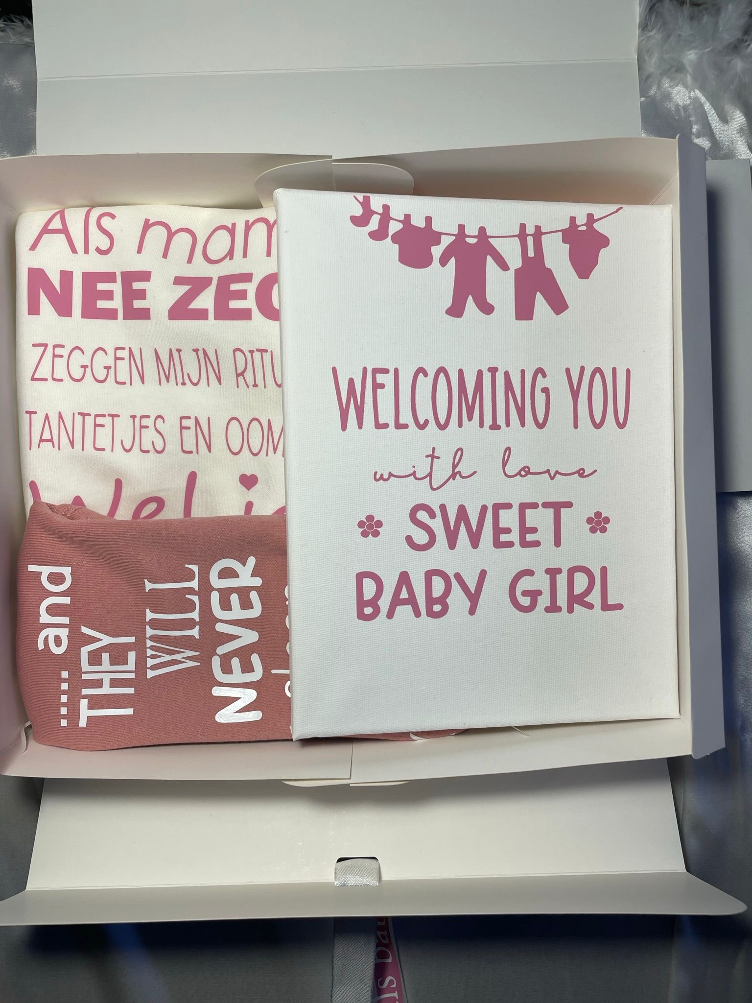 Cadeaubox voor een pasgeboren meisje