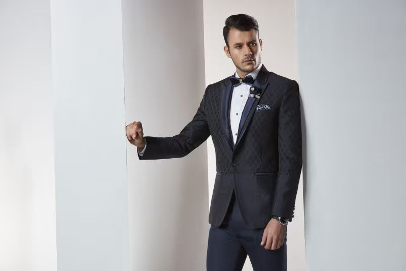 Men's Elegant Black Tuxedo