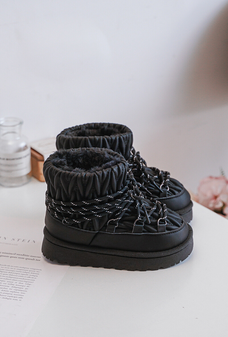 Laceboots Warme zwarte winterlaarzen