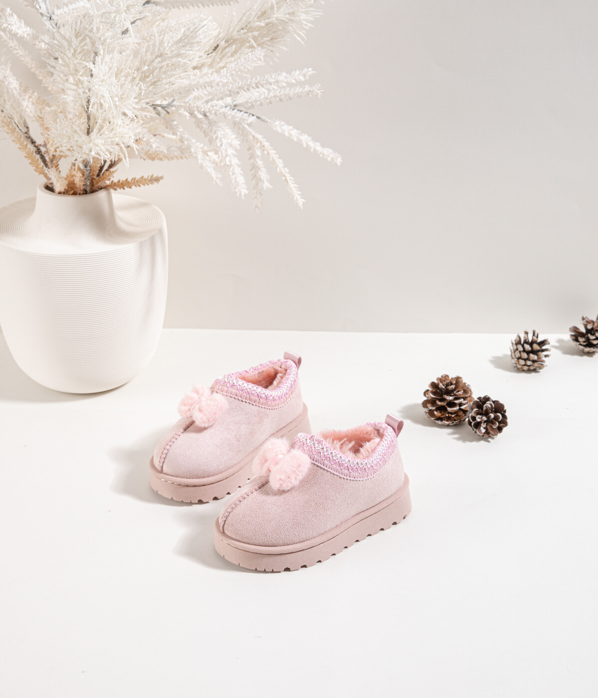 Roze kinderpantoffels