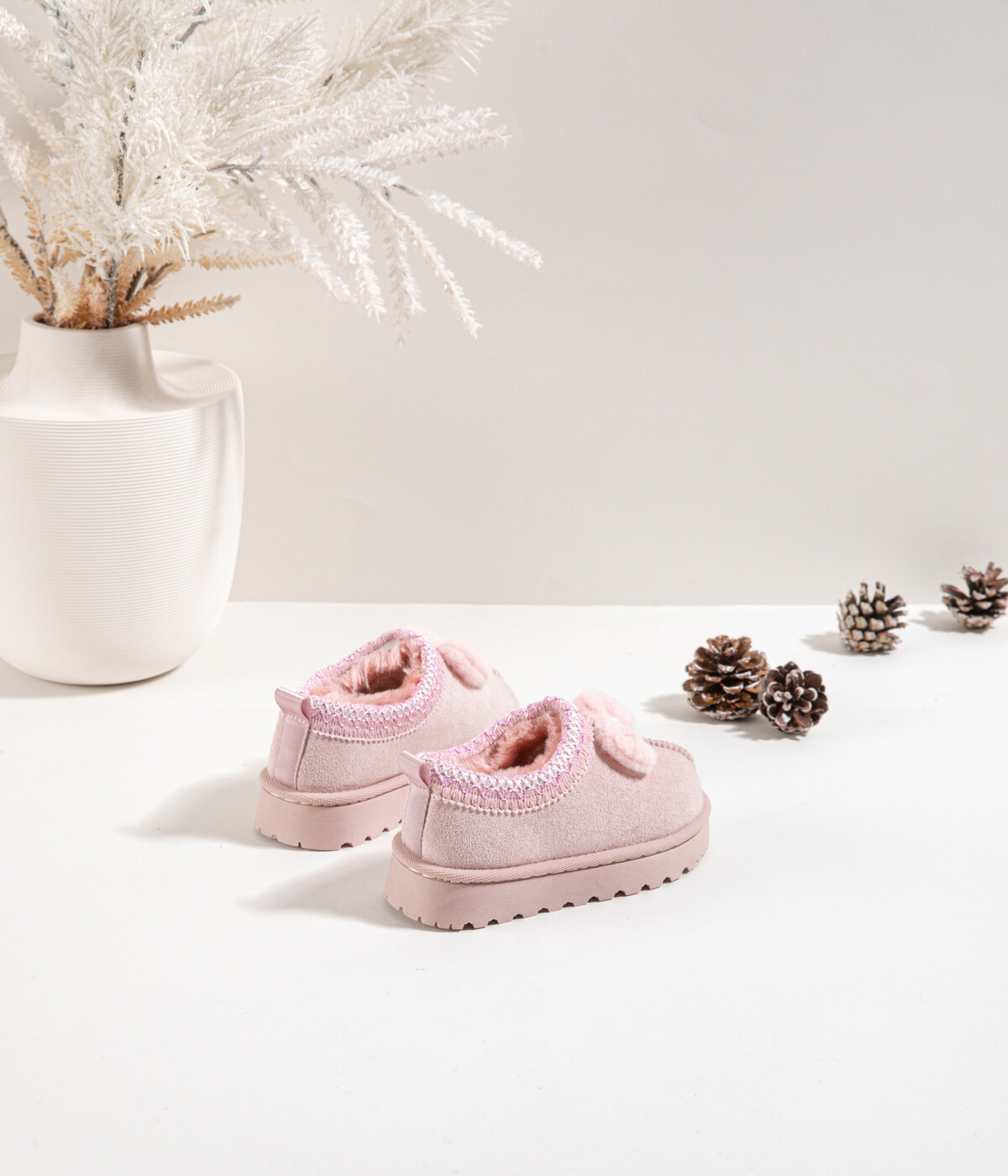 Roze kinderpantoffels