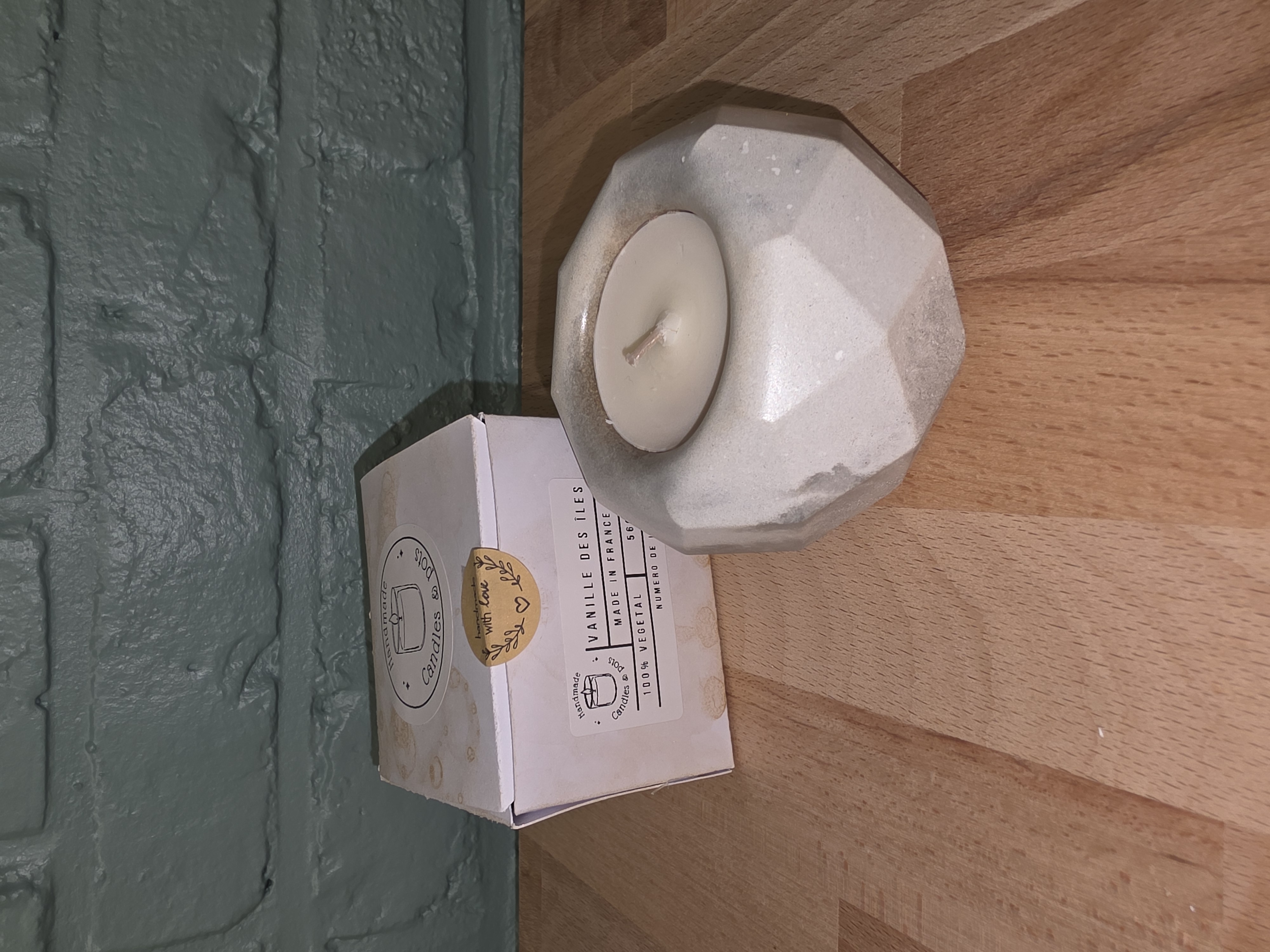 Bougie decorative diamant gris et blanc