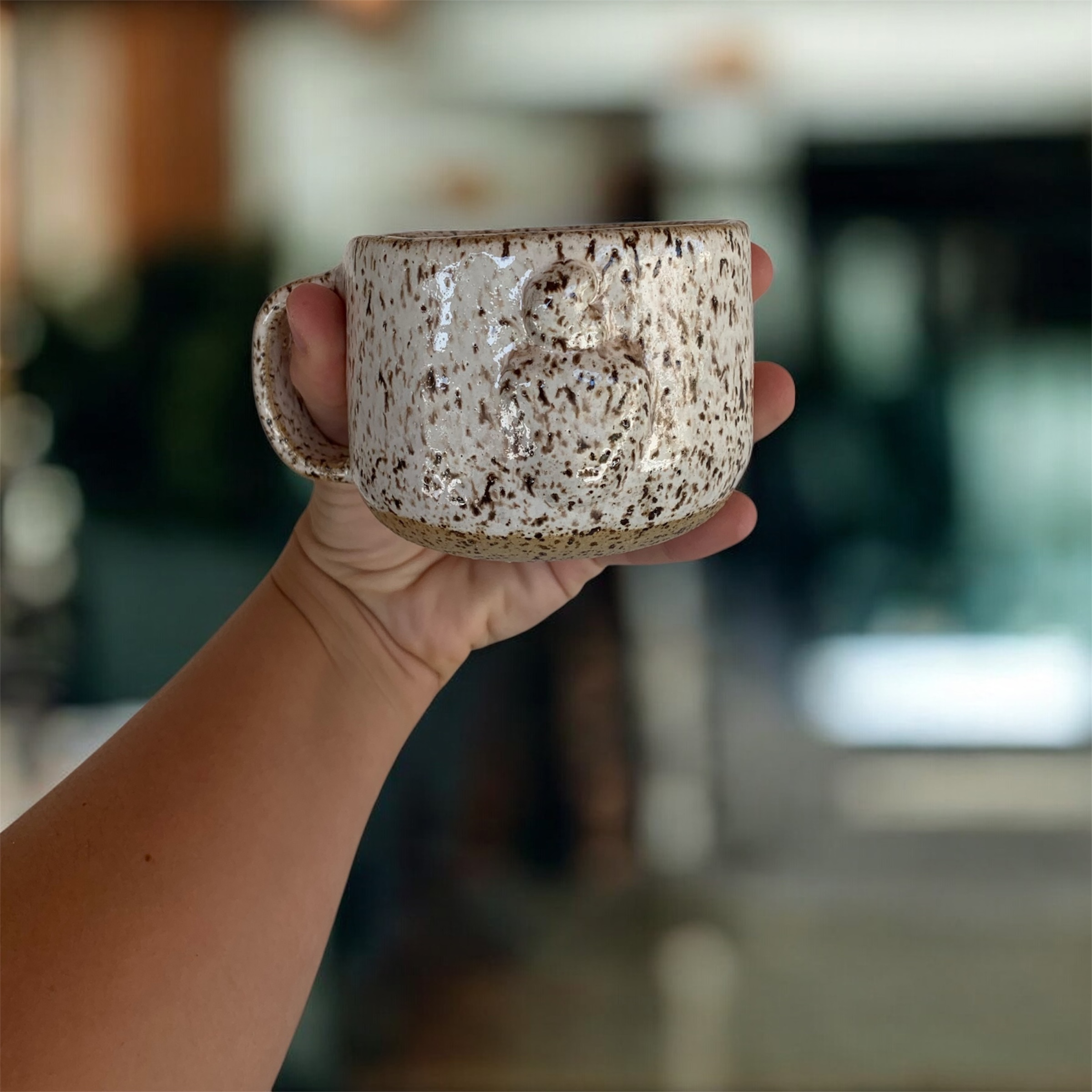 Caneca de cerâmica artesanal caju argila especial