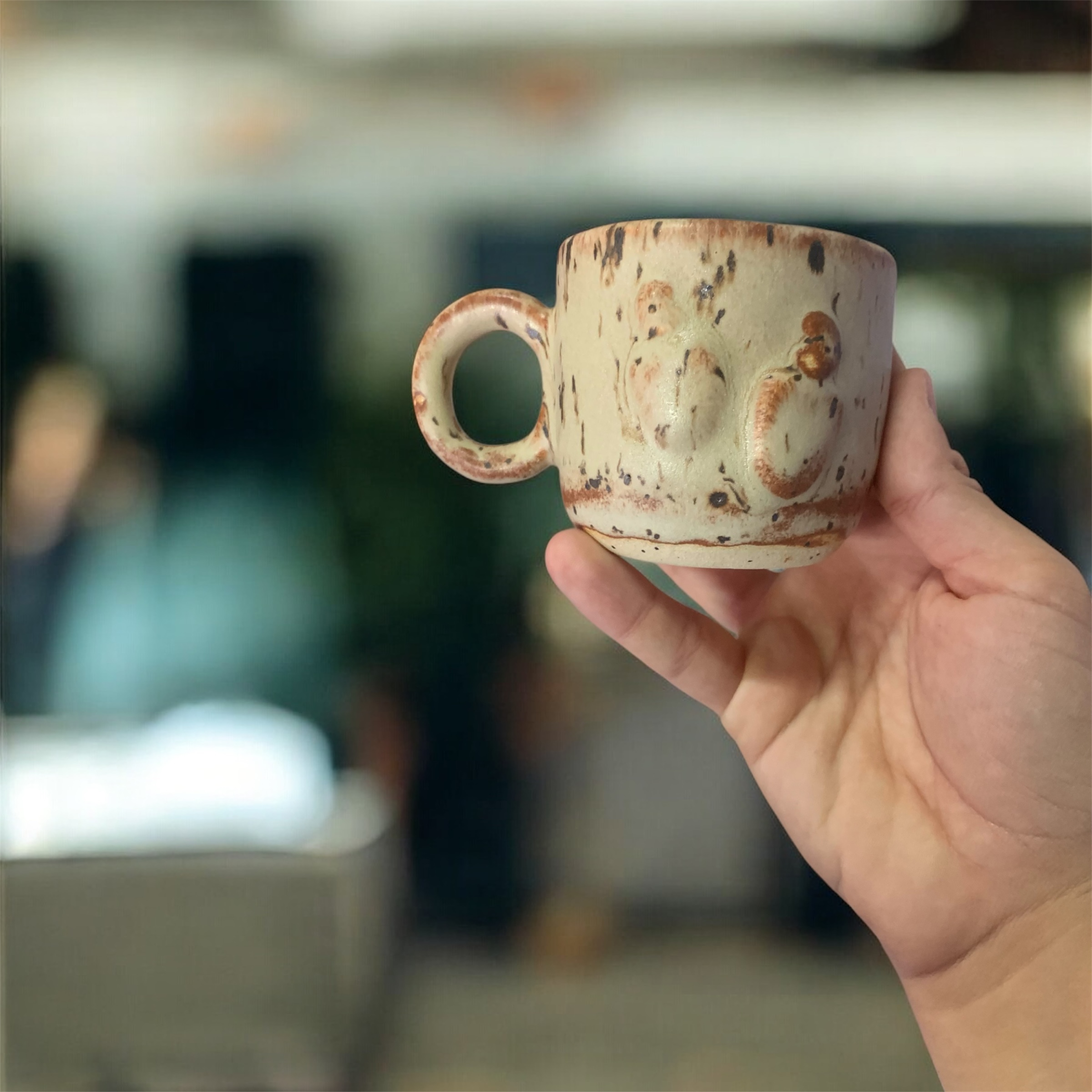 Caneca artesanal caju branco