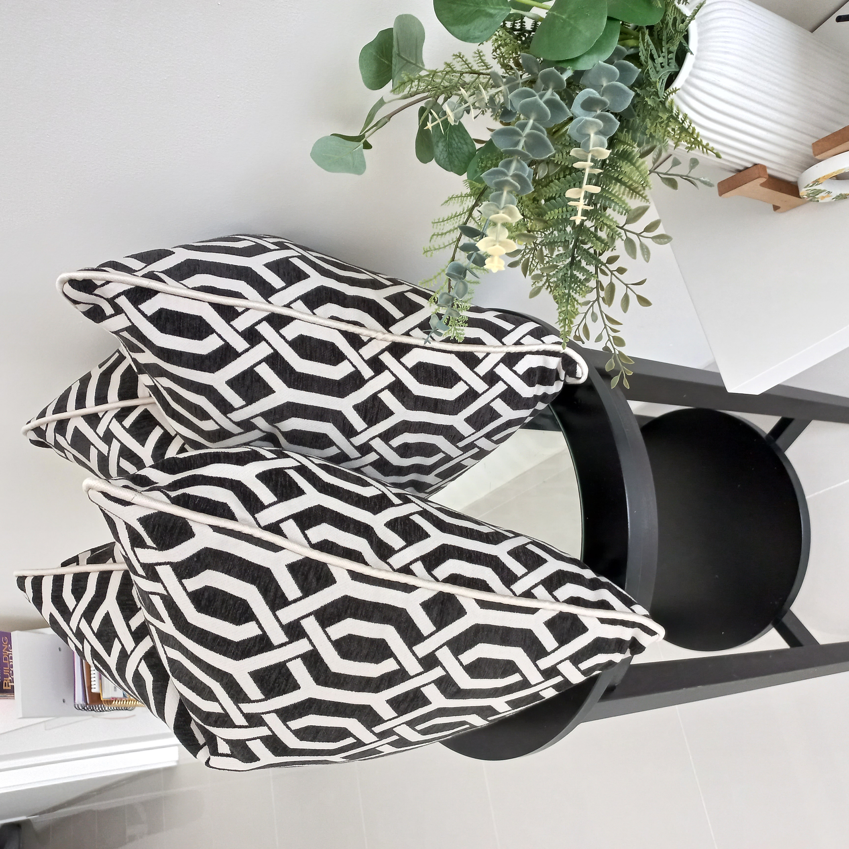 Geometric Pattern Throw Pillows