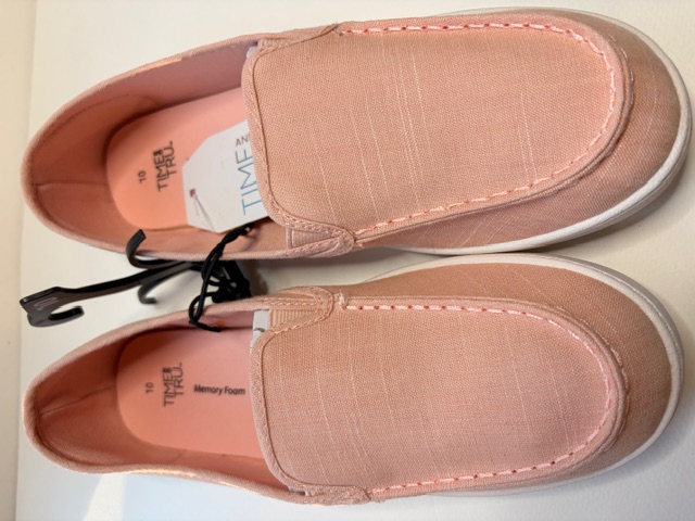 Women's Pink Slip-On Canvas Shoes