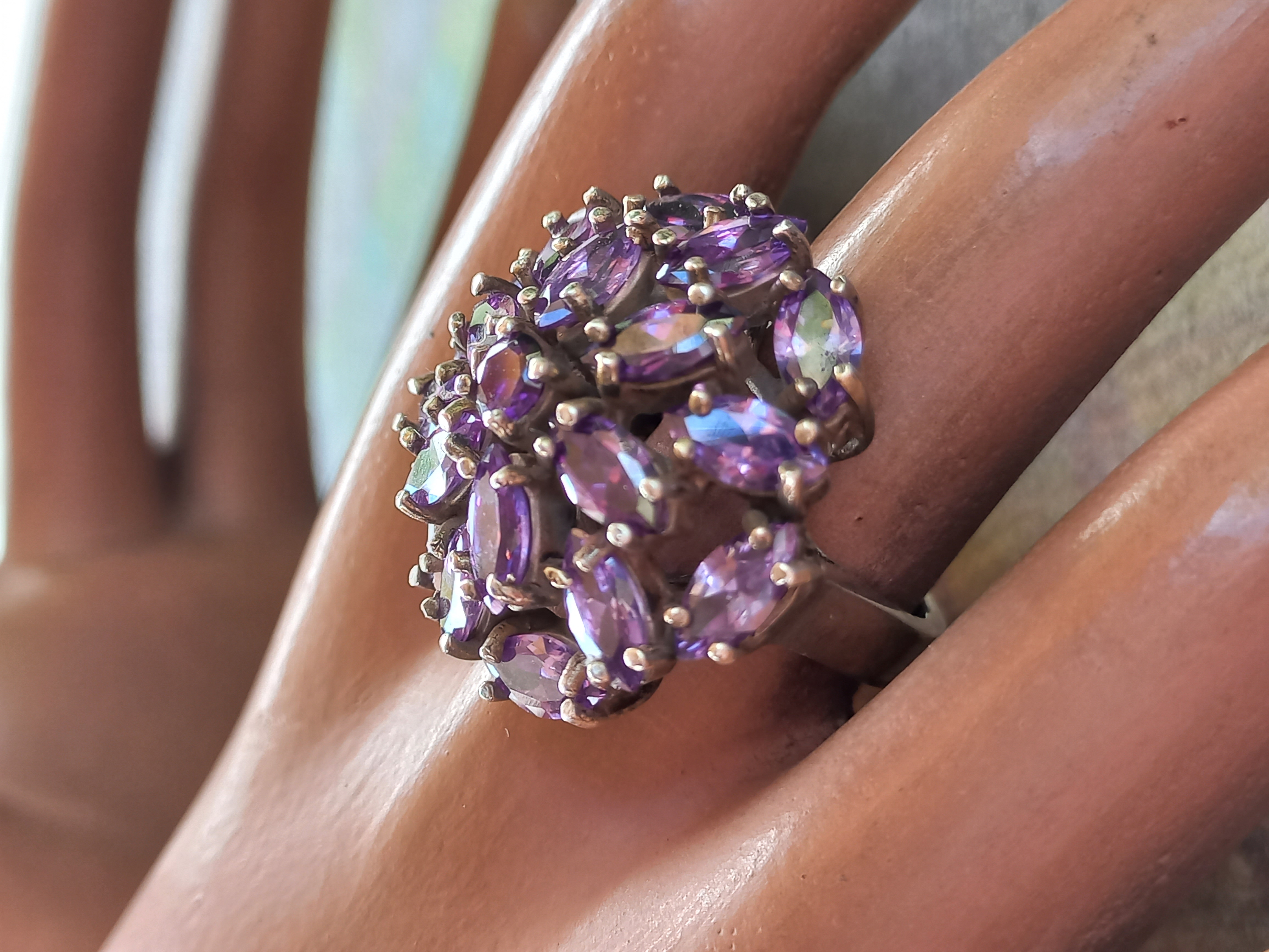 Anello floreale con ametiste, vintage 