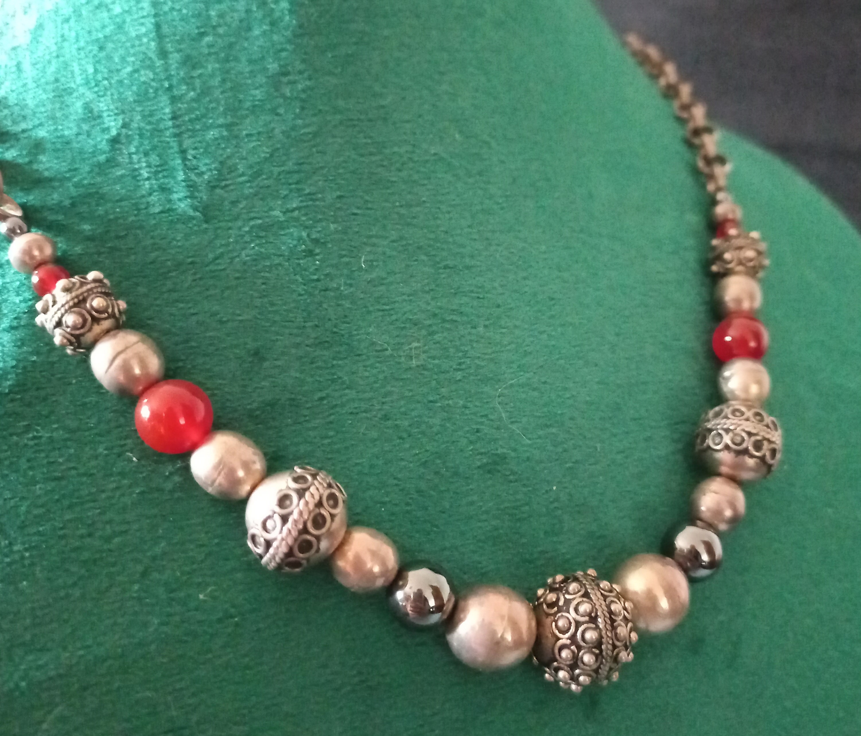 Collana con perle di agata corniola, vintage 