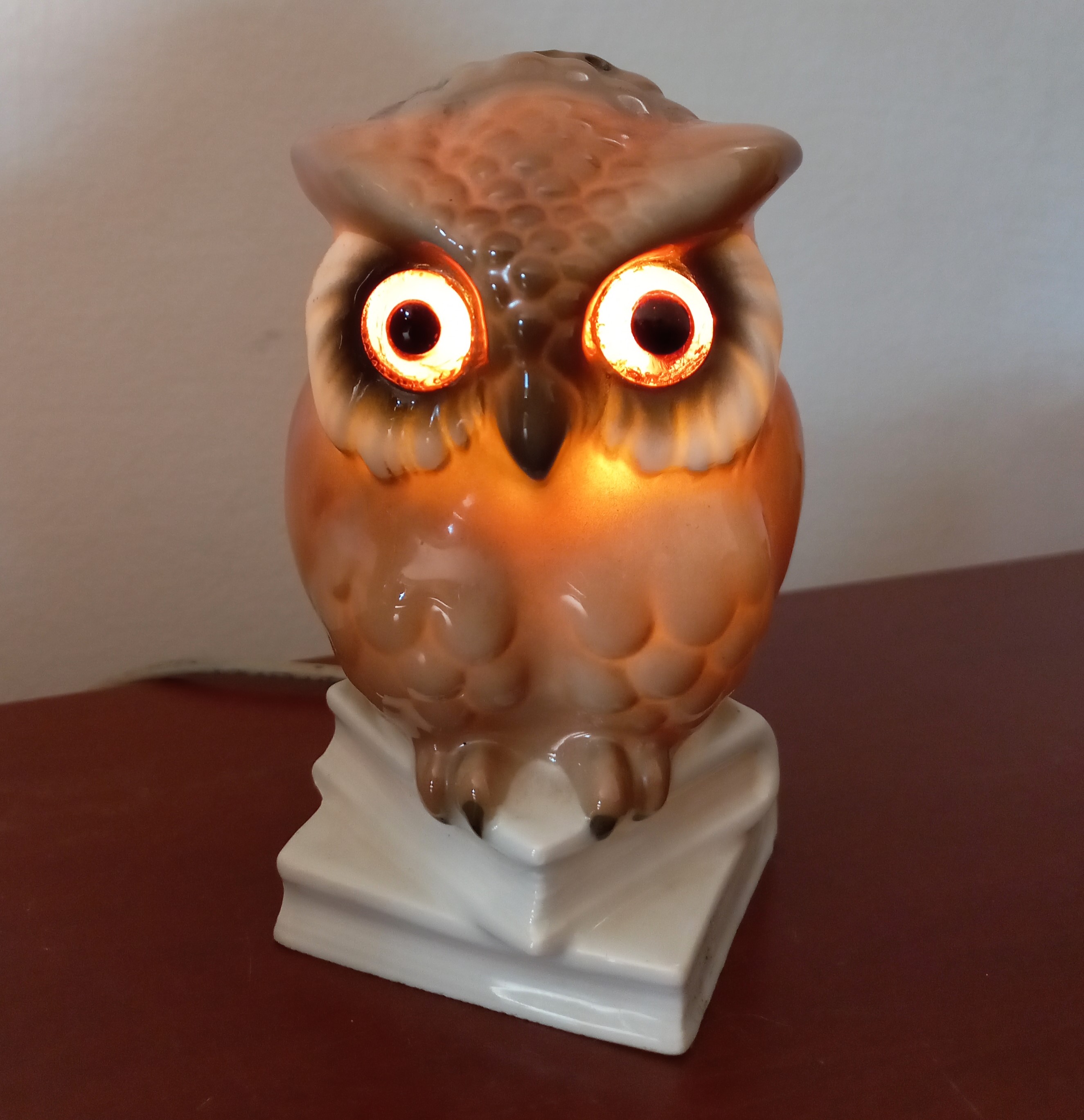 Lampada da notte "Civetta" in porcellana, ca.1930