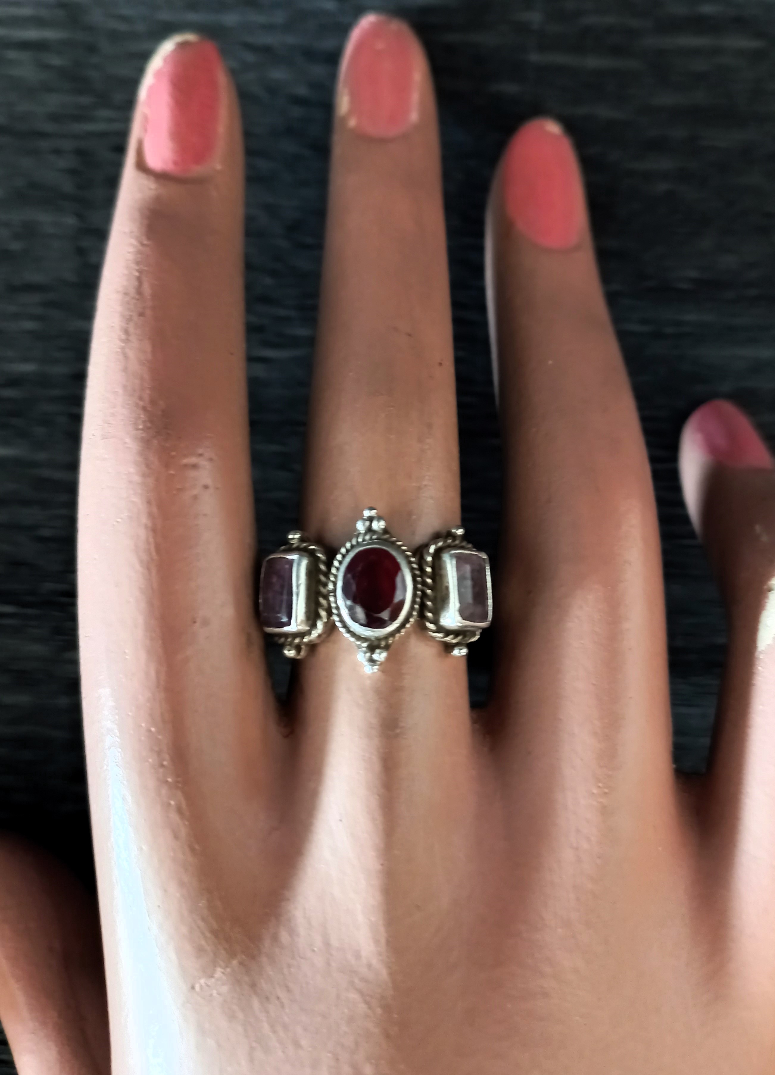 Anello con ametiste e granata, vintage 