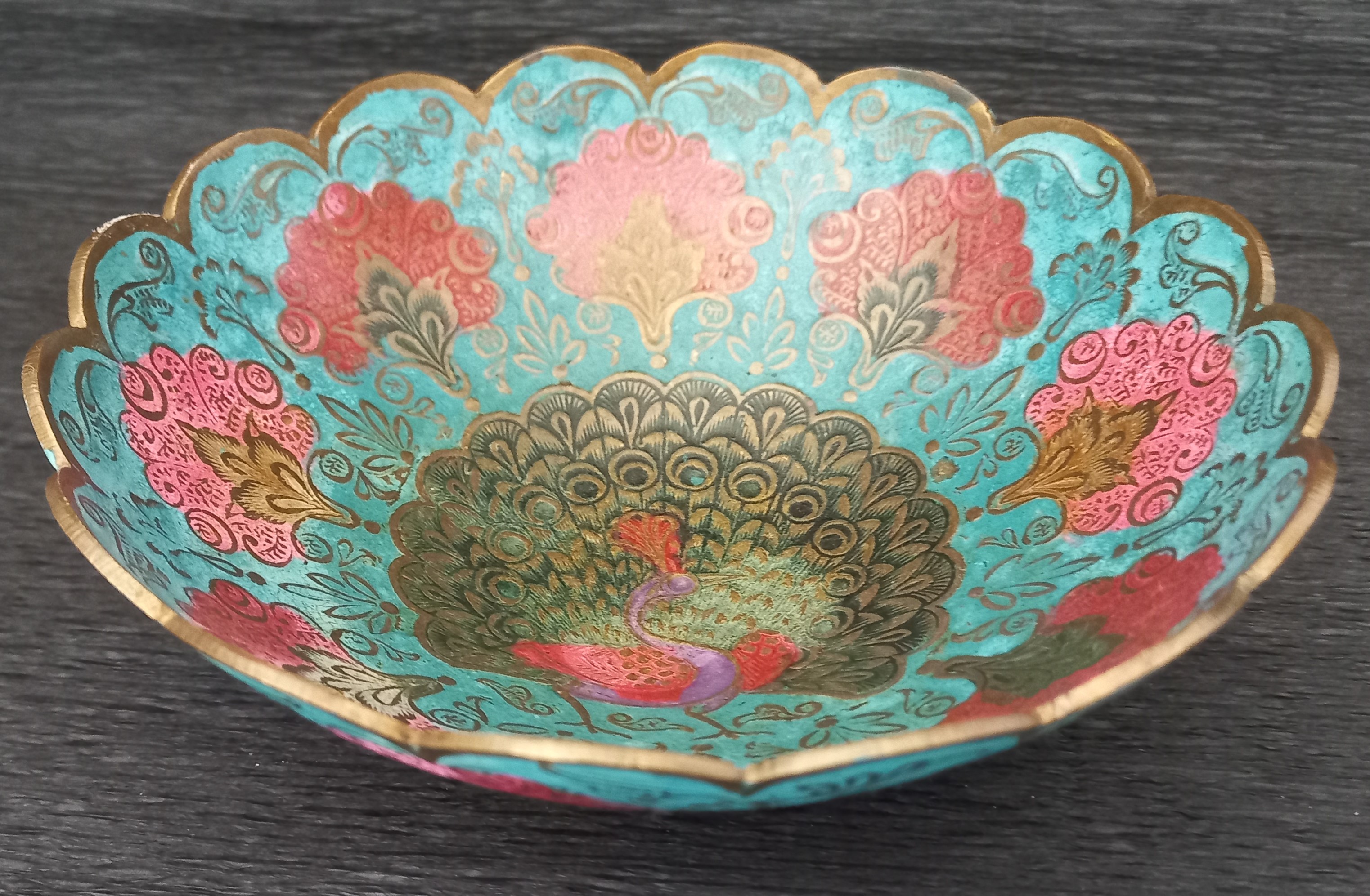 Ciotola cloissoné blu con pavone in ottone,  India ca.1970 