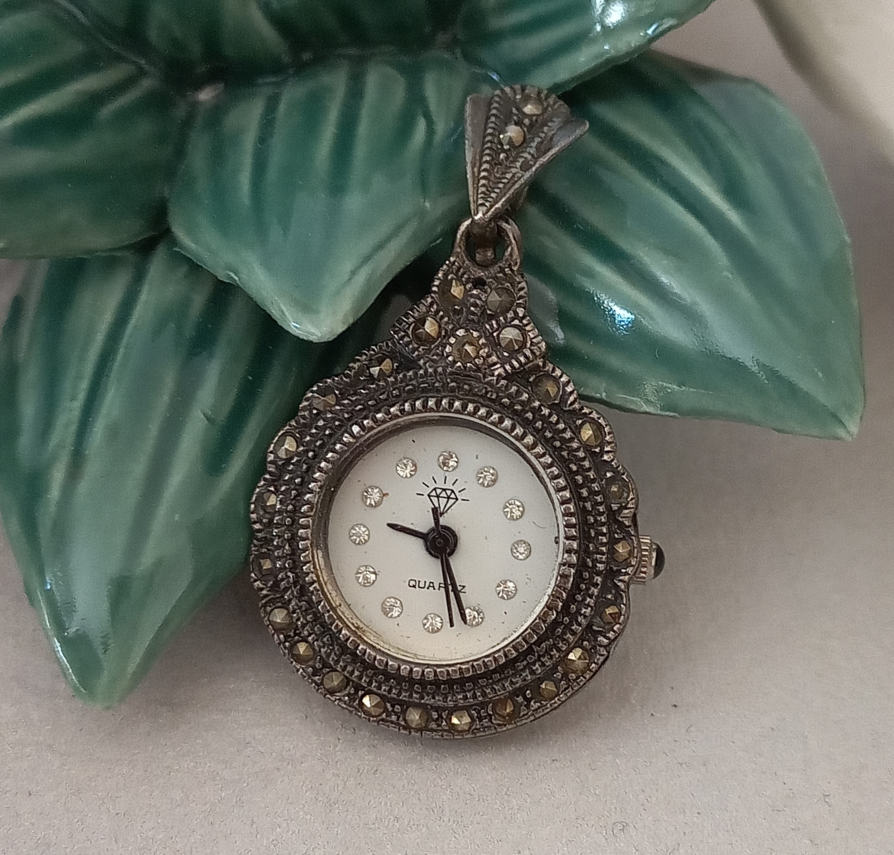 Orologio monachina al quarzo marchio Imperial, pendente