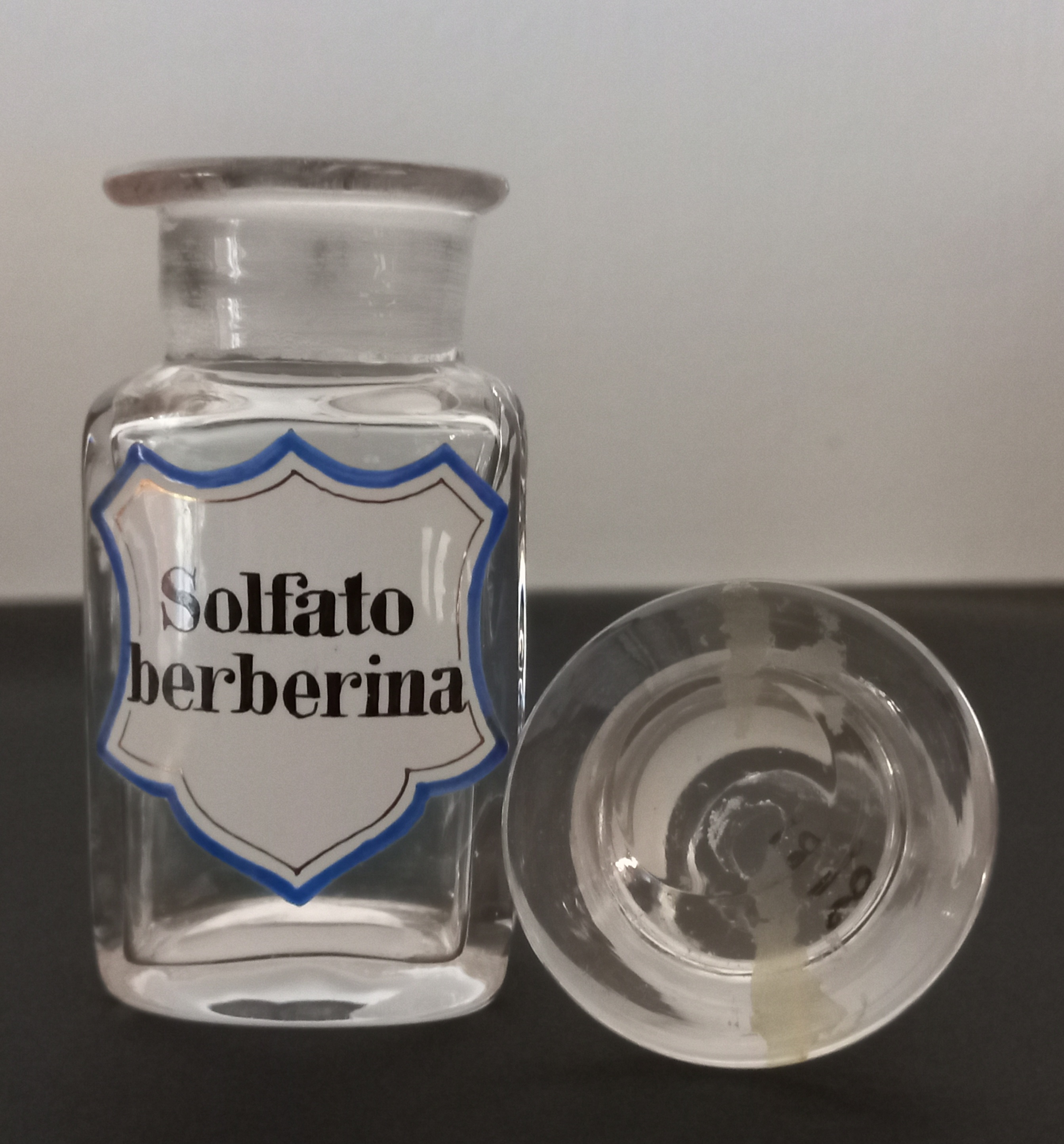 Vaso da farmacia antico "Solfato Berberina", ca. 1880