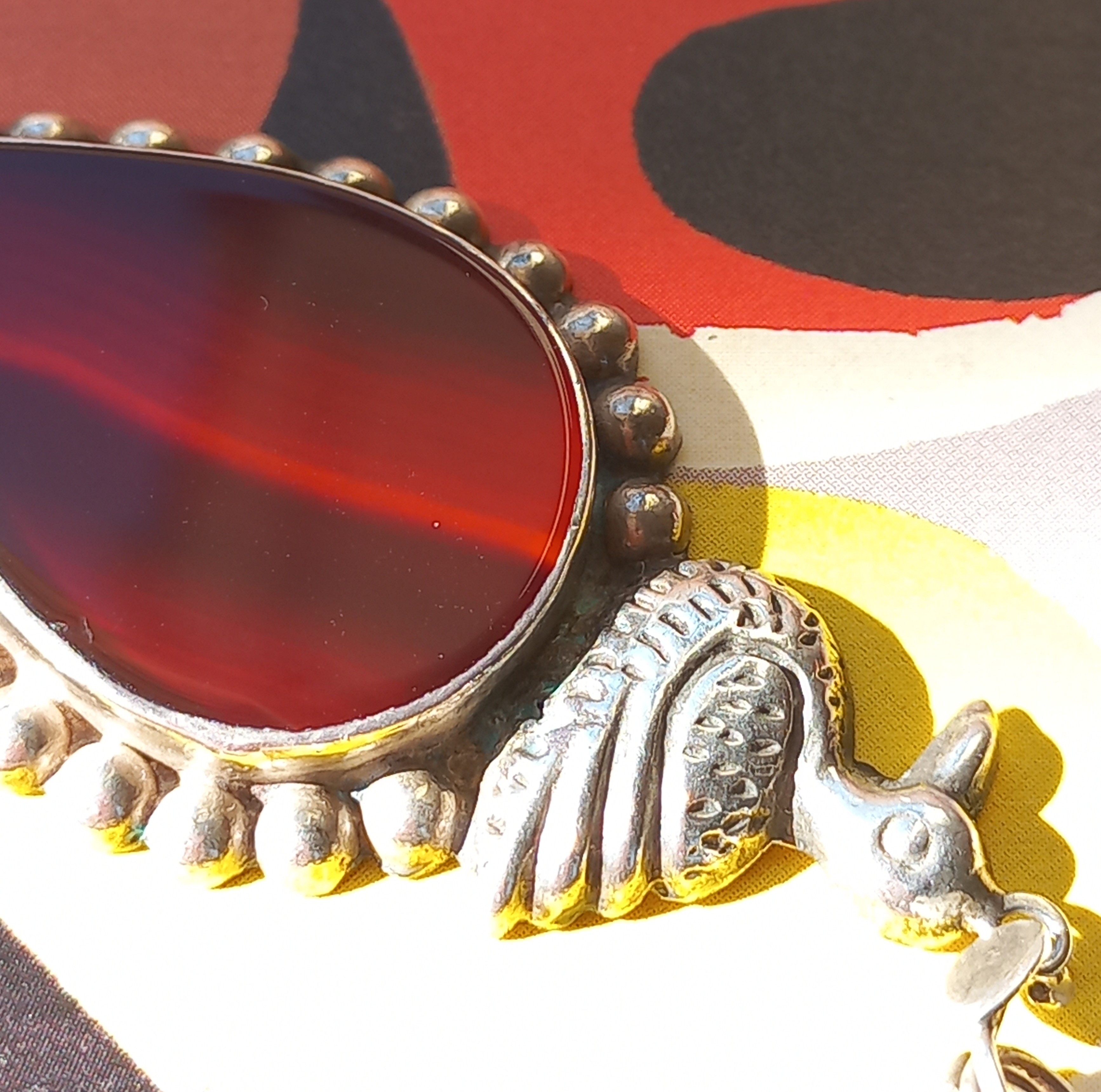 Pendente con corniola rossa e anatra, vintage