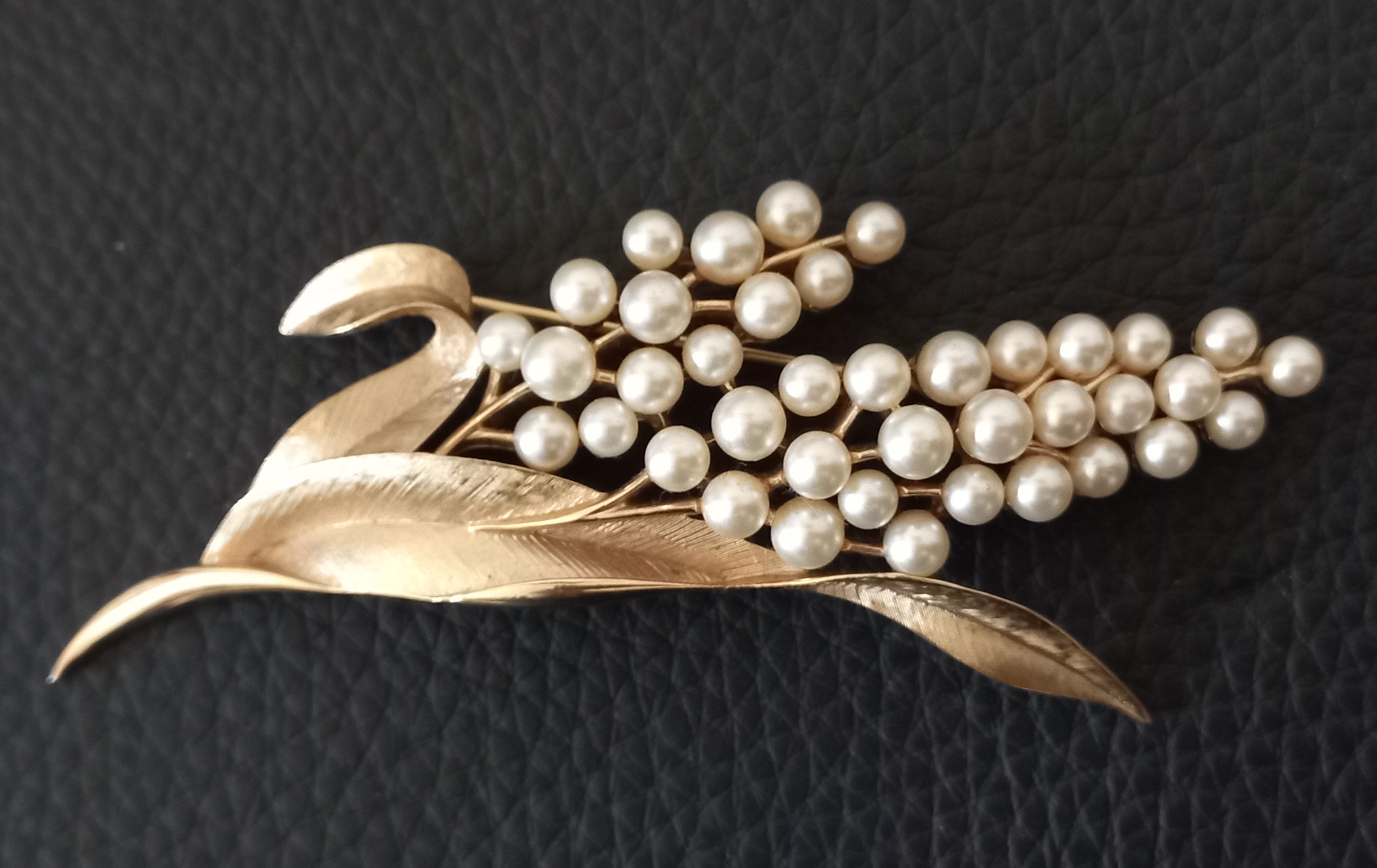 Spilla vintage firmata Crown Trifari, New York ca. 1960