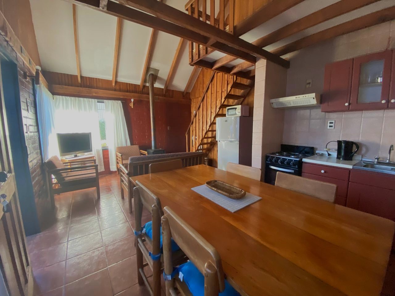 ¡OPORTUNIDAD DE INVERSIÓN EN EL CENTRO DE PUCON! 💰🏡