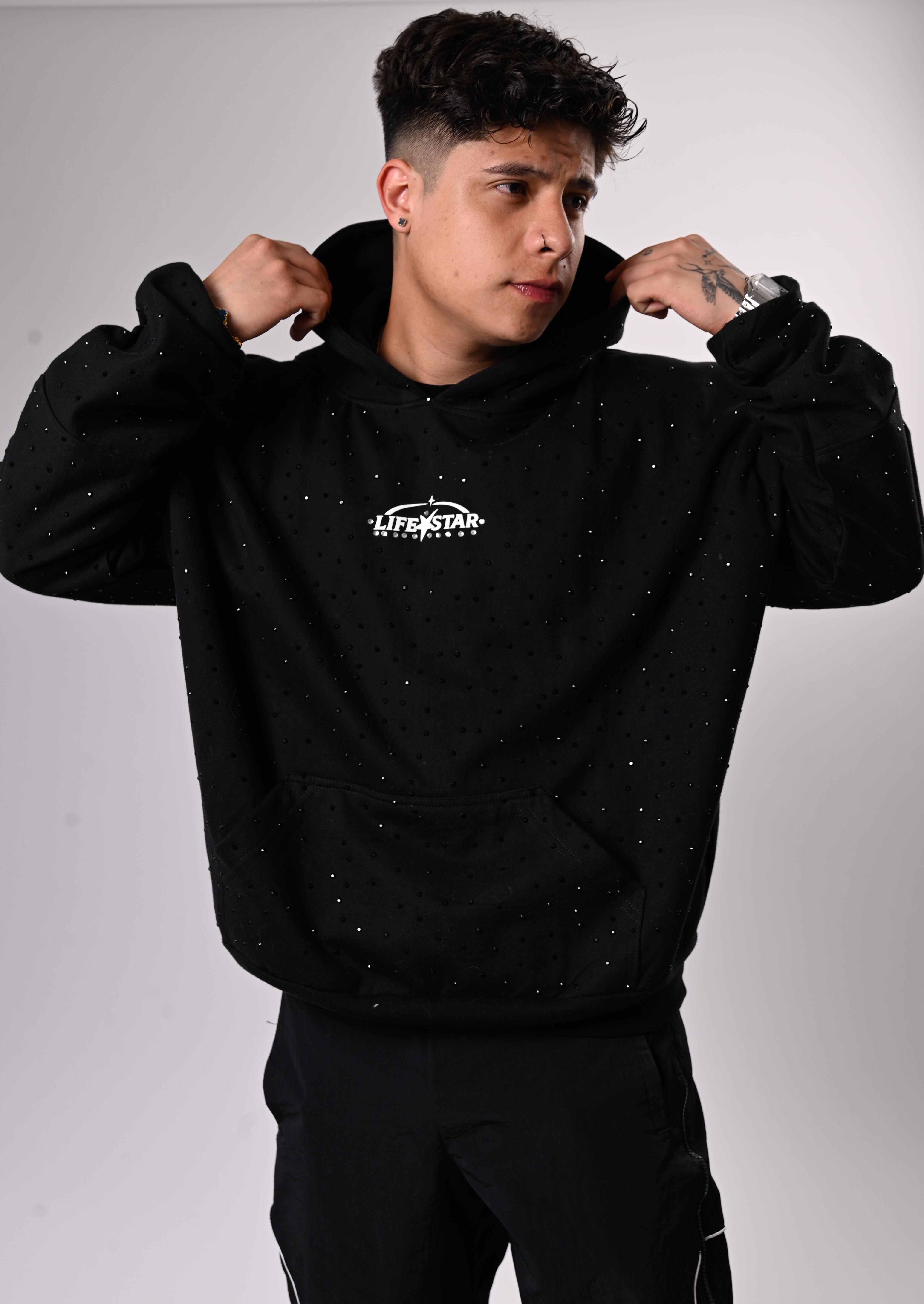 Sudadera "Sirio" negra con capucha