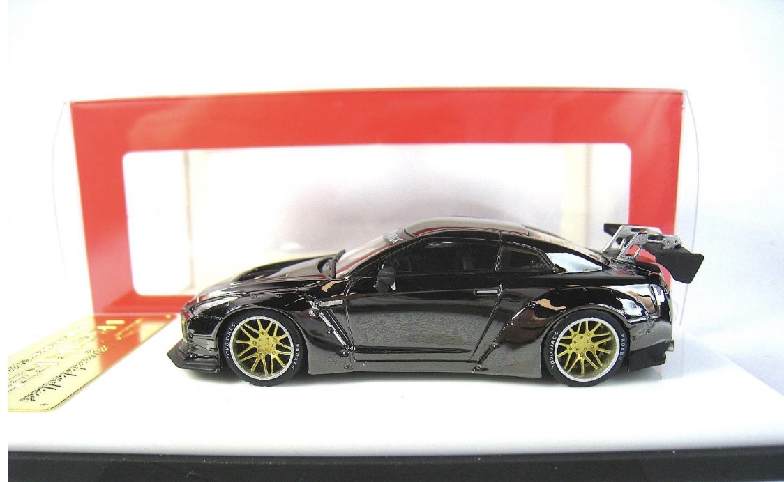 LB WORKS NISSAN GT-R R35 MYMODELCOLLECT (CHROME BLACK) 
