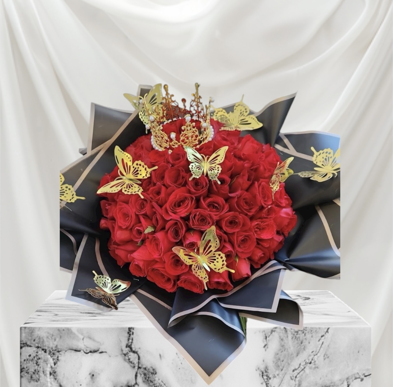 Proposal bouquets round 50 rosas