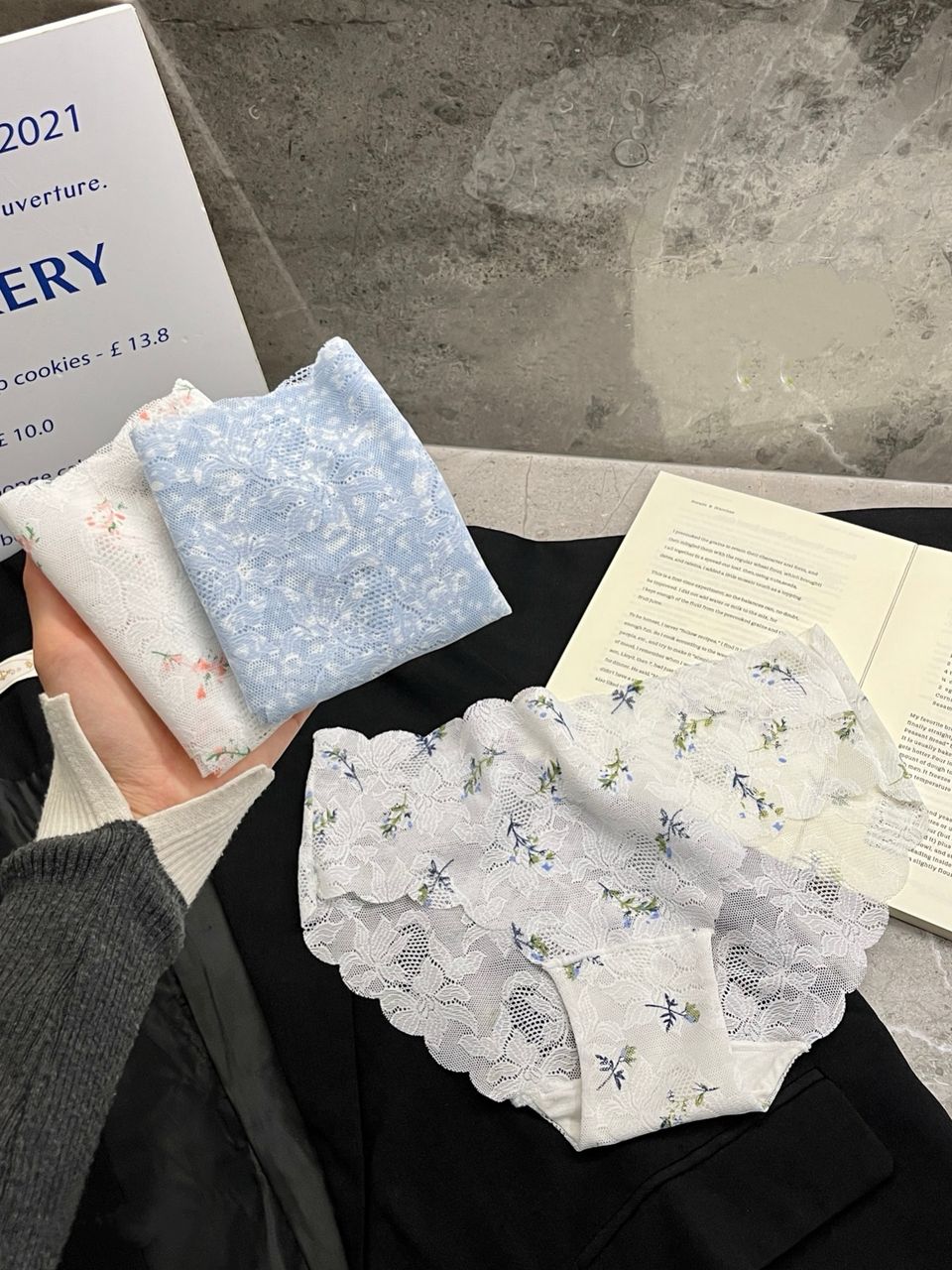 U09 碎花蕾丝内裤