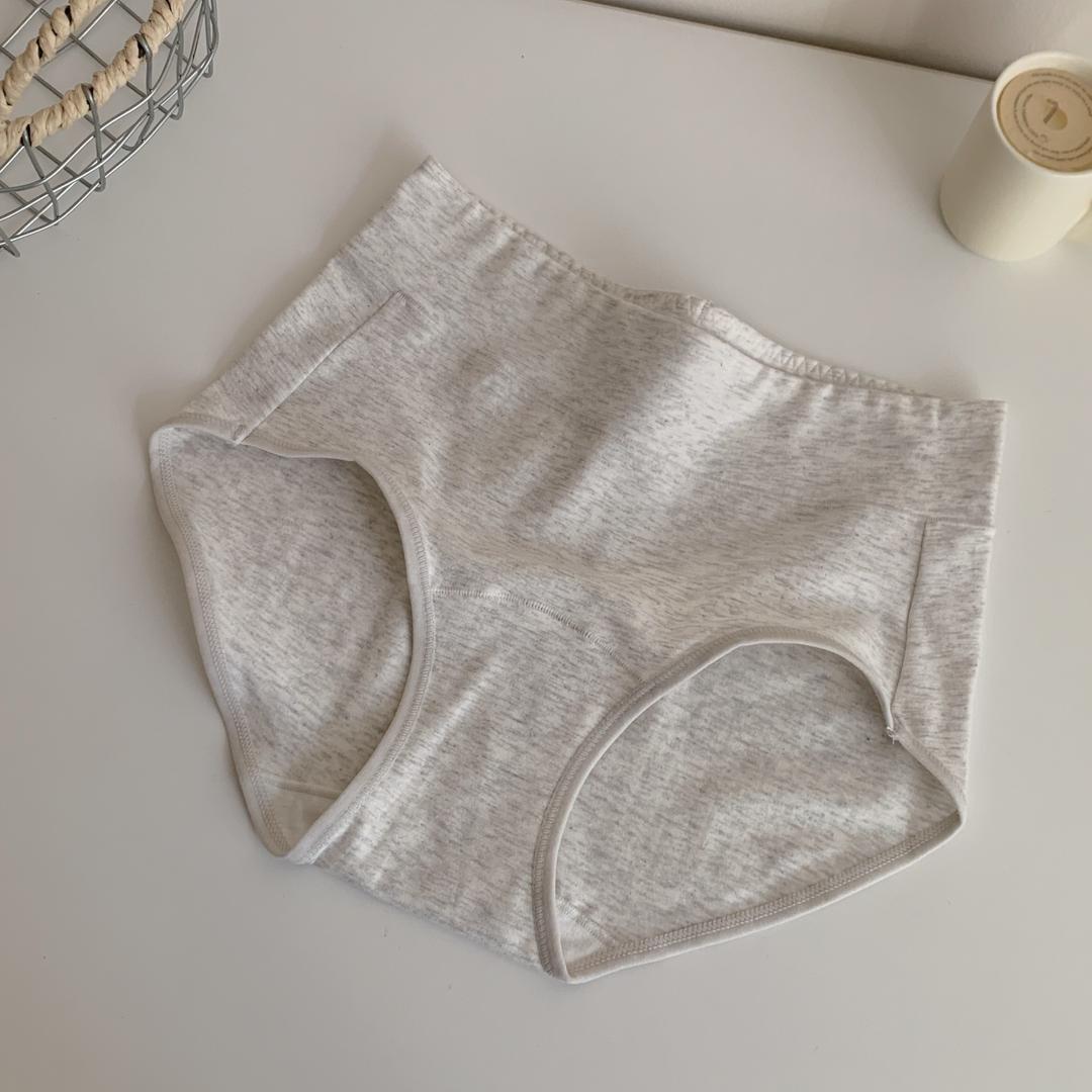 U01 中腰纯棉内裤