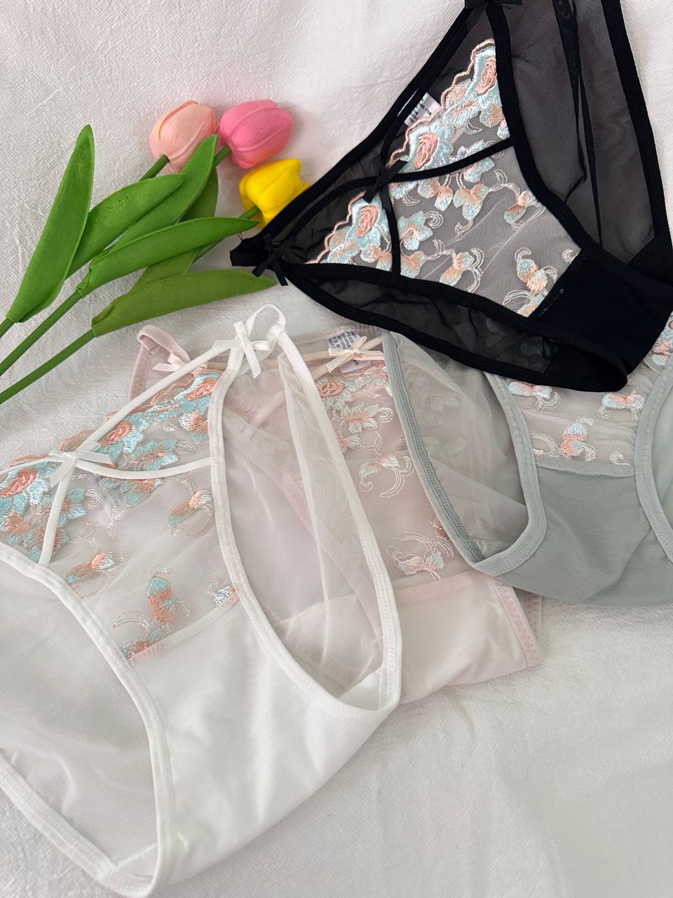 U16 网纱花卉蕾丝内裤
