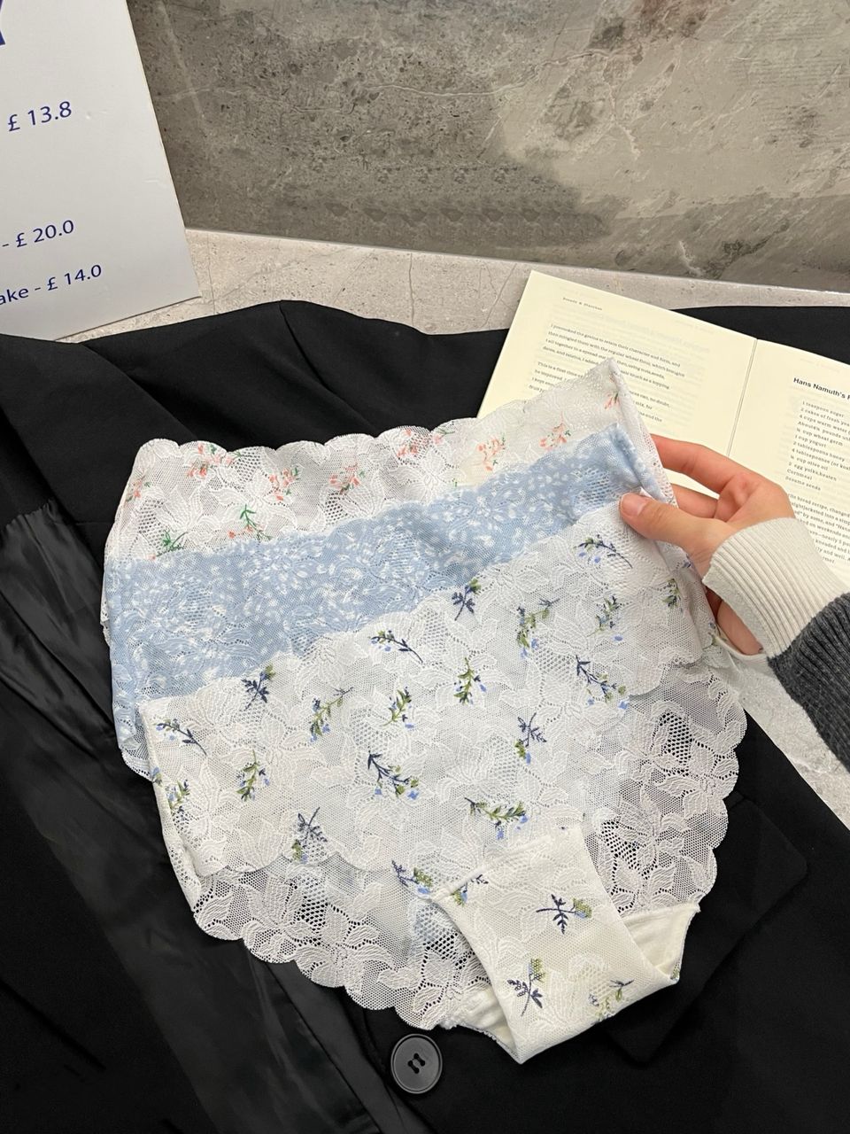 U09 碎花蕾丝内裤