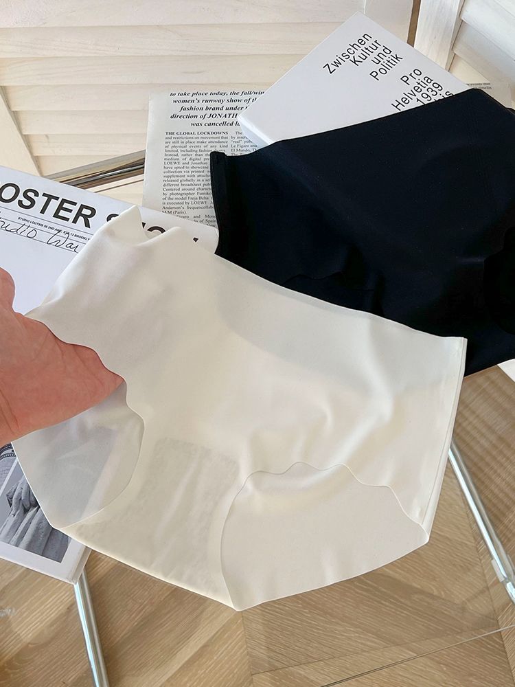 U12 柔软冰丝无痕内裤