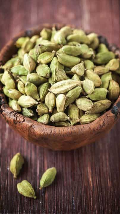 Green Cardamom (Bold  Elacihi )